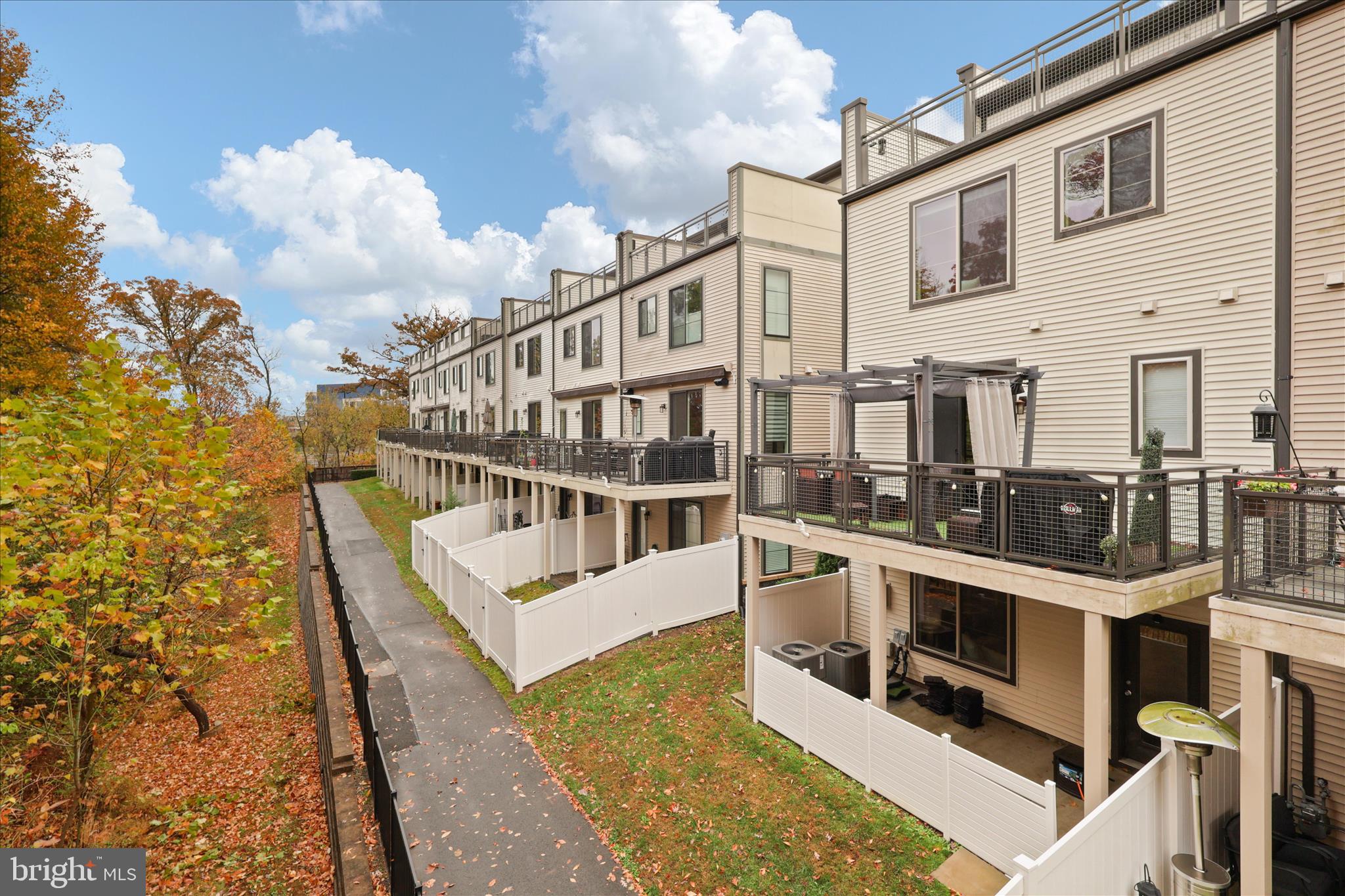 THE PRESERVE AT WESTFIELDS - Residential