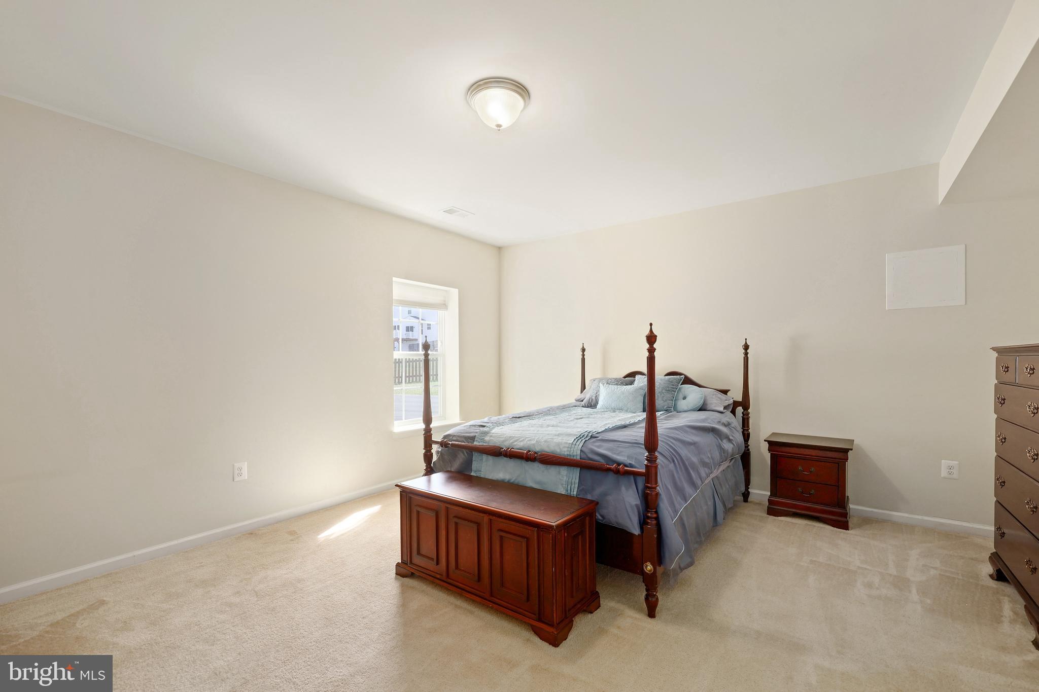 ESTATES AT KINGSWOOD - Residential