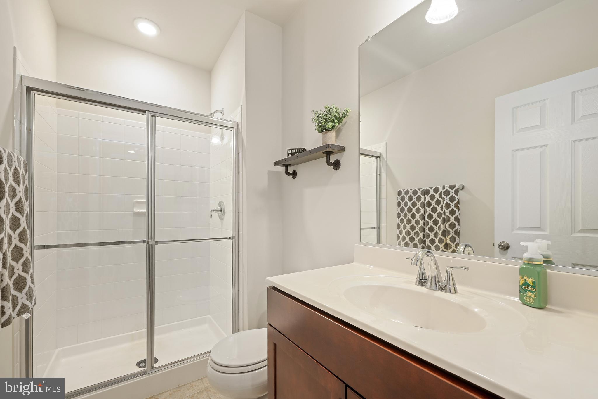 ESTATES AT KINGSWOOD - Residential