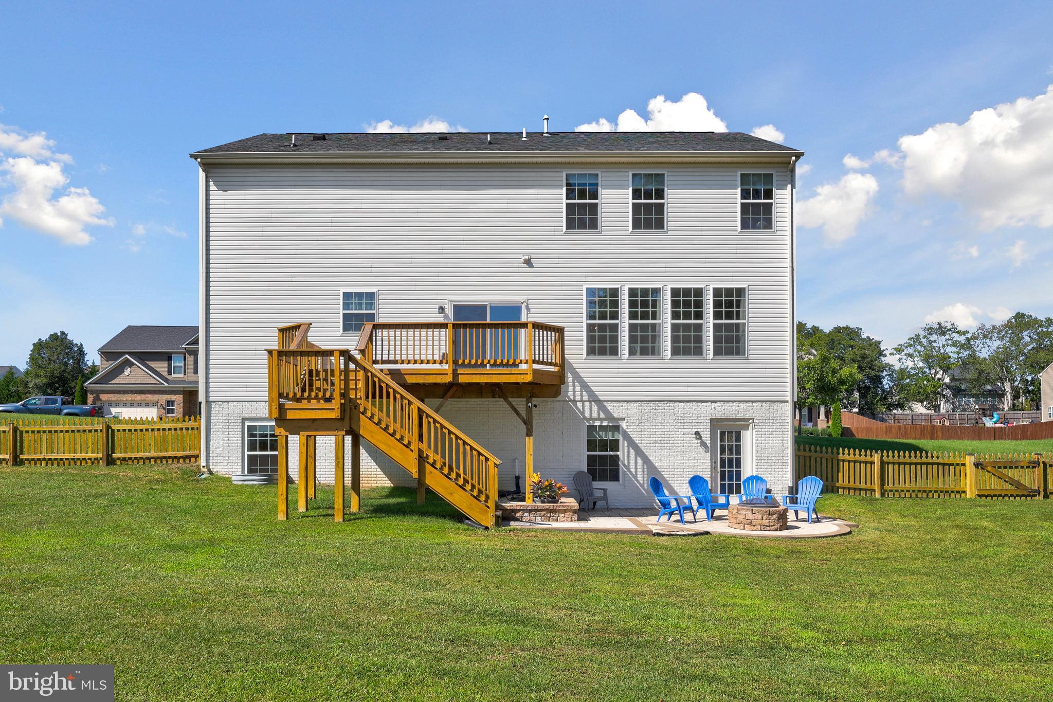 ESTATES AT KINGSWOOD - Residential