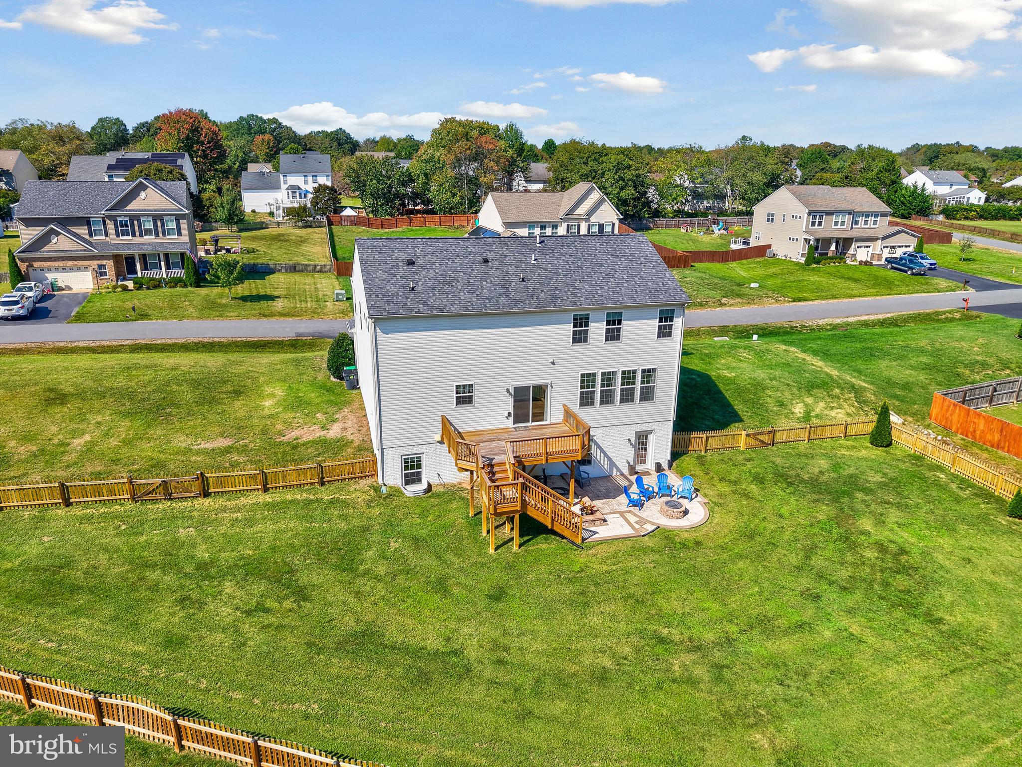 ESTATES AT KINGSWOOD - Residential