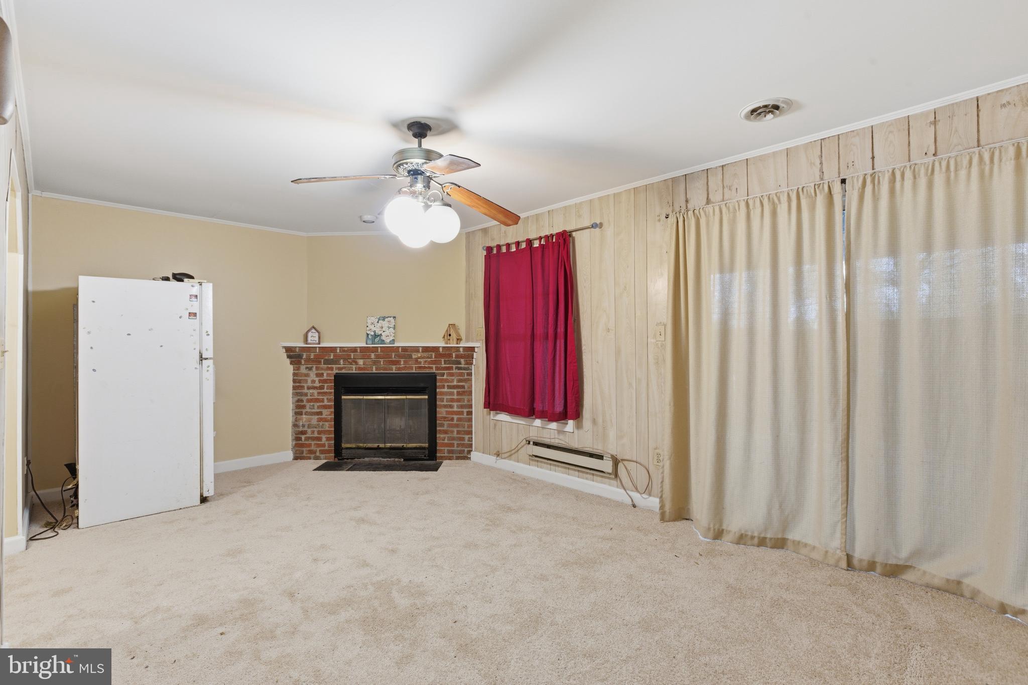 PRINCETON SQUARE - Residential