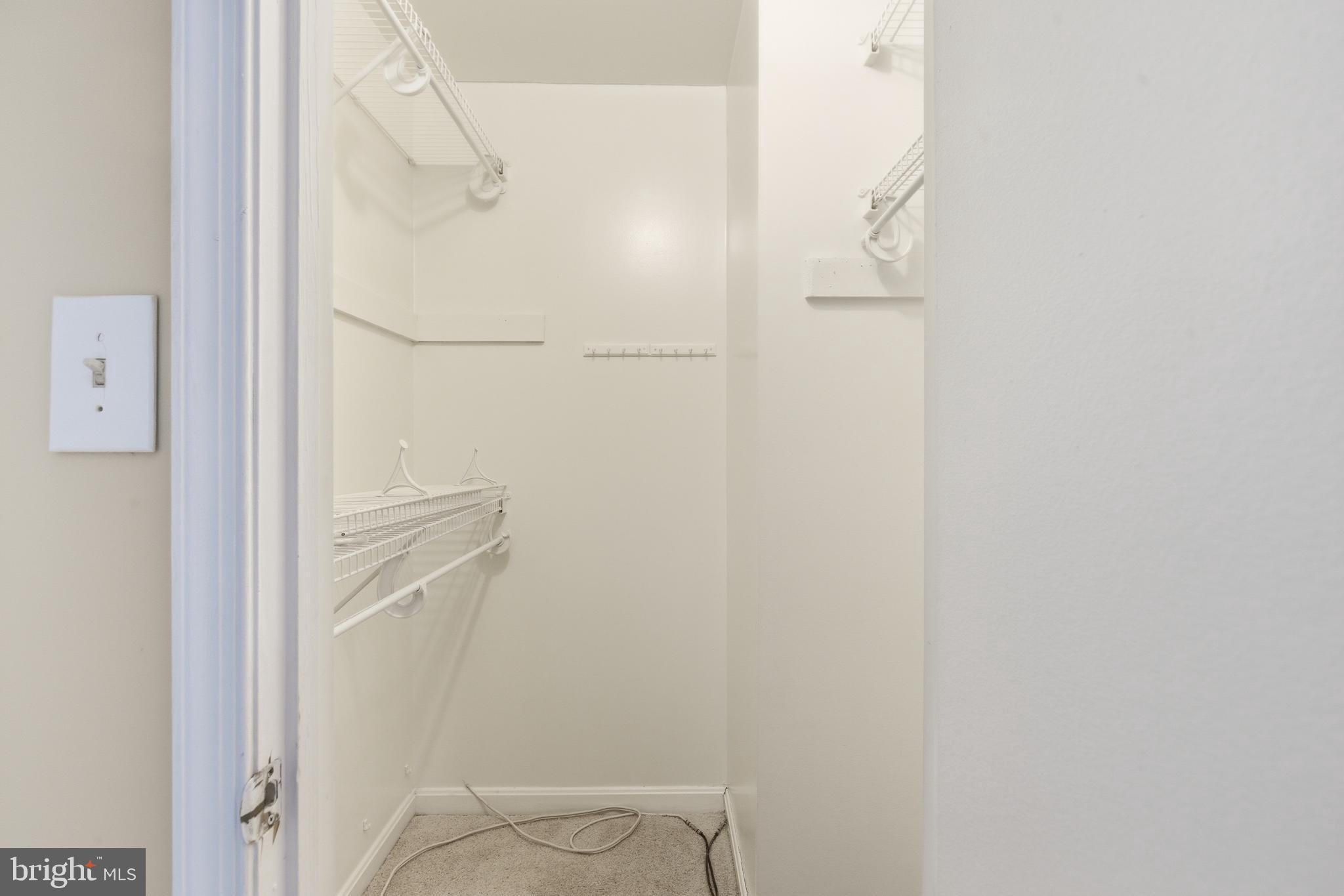 PRINCETON SQUARE - Residential