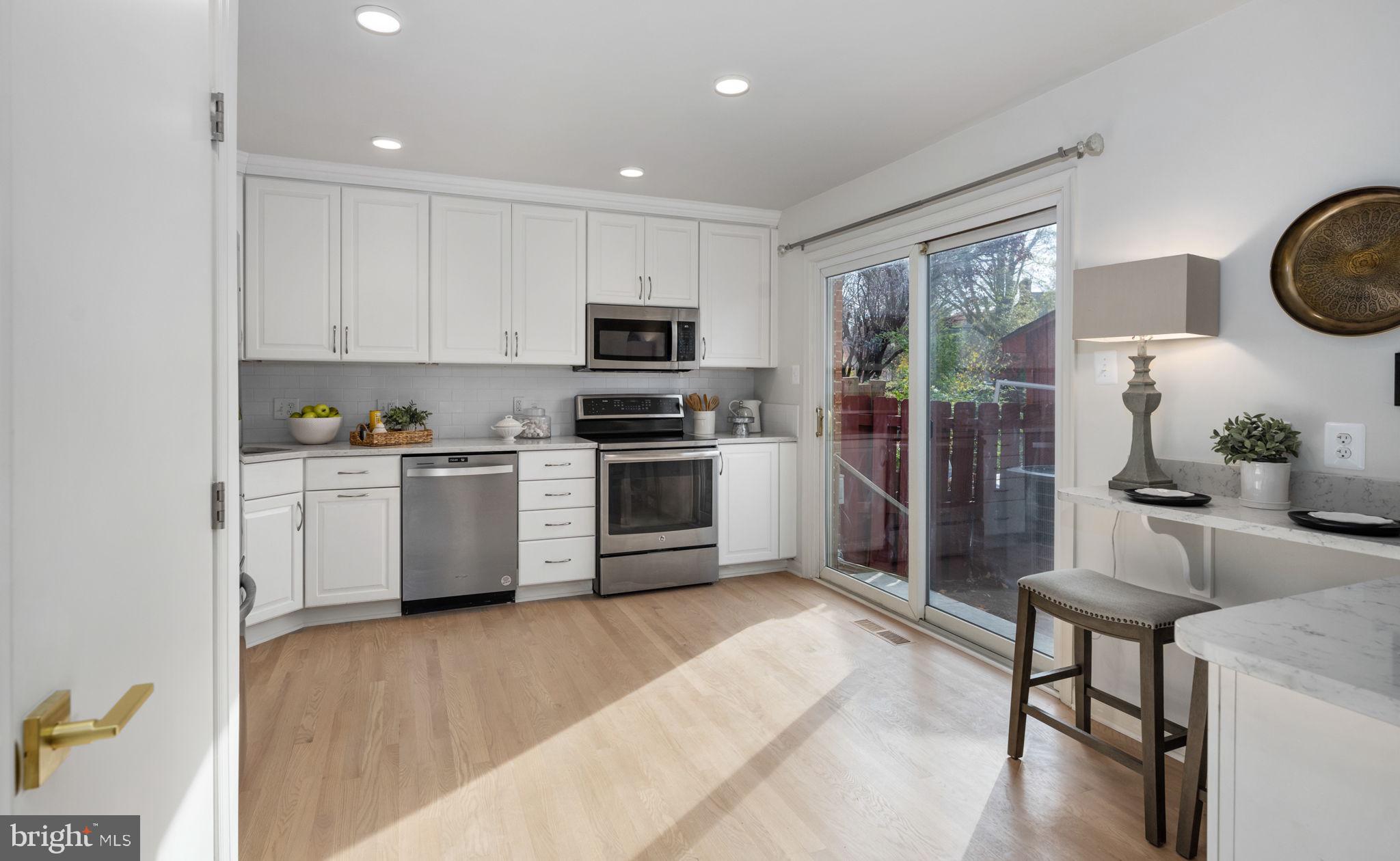 CHARLESTOWN - Residential