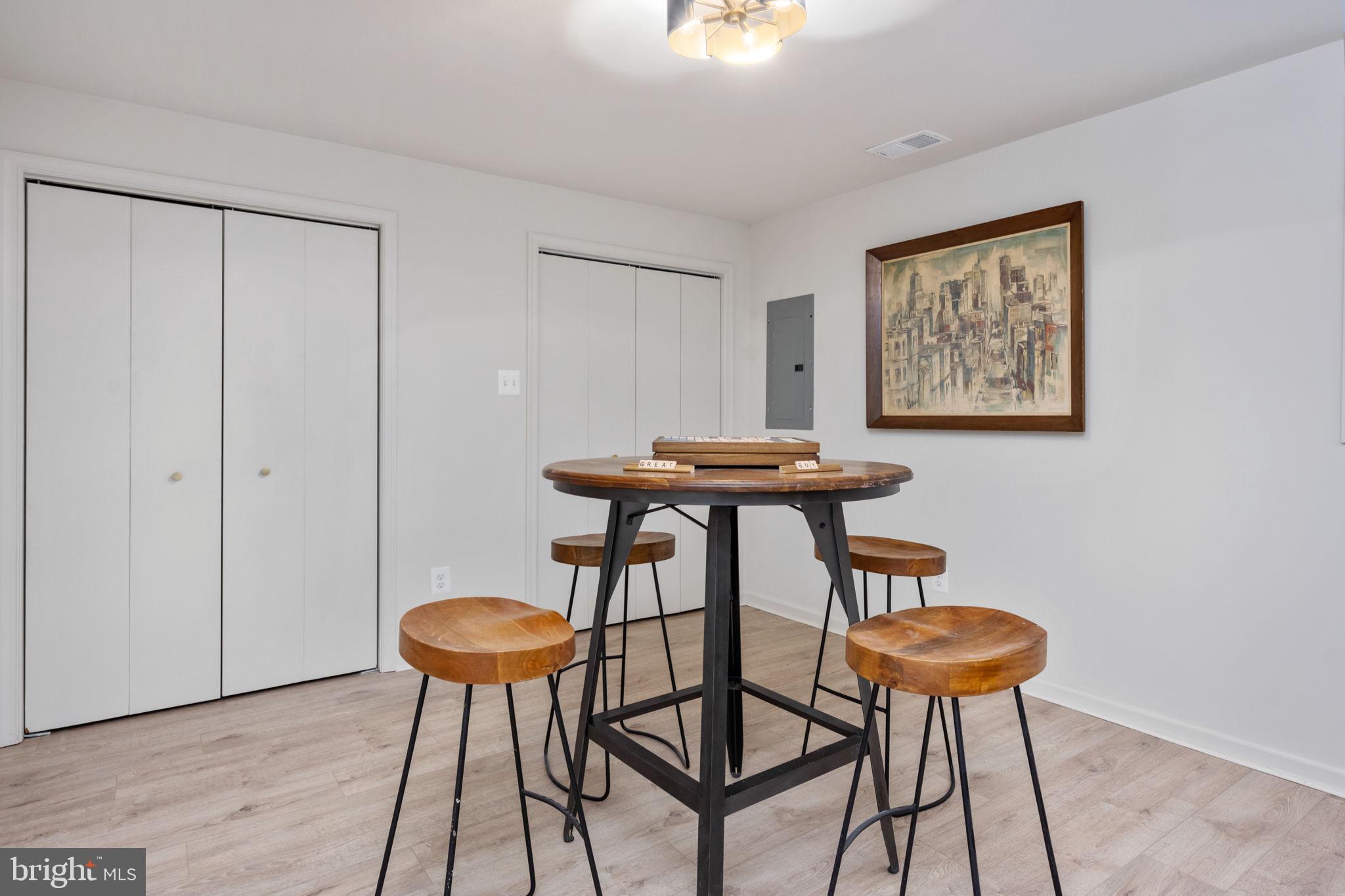 CHARLESTOWN - Residential