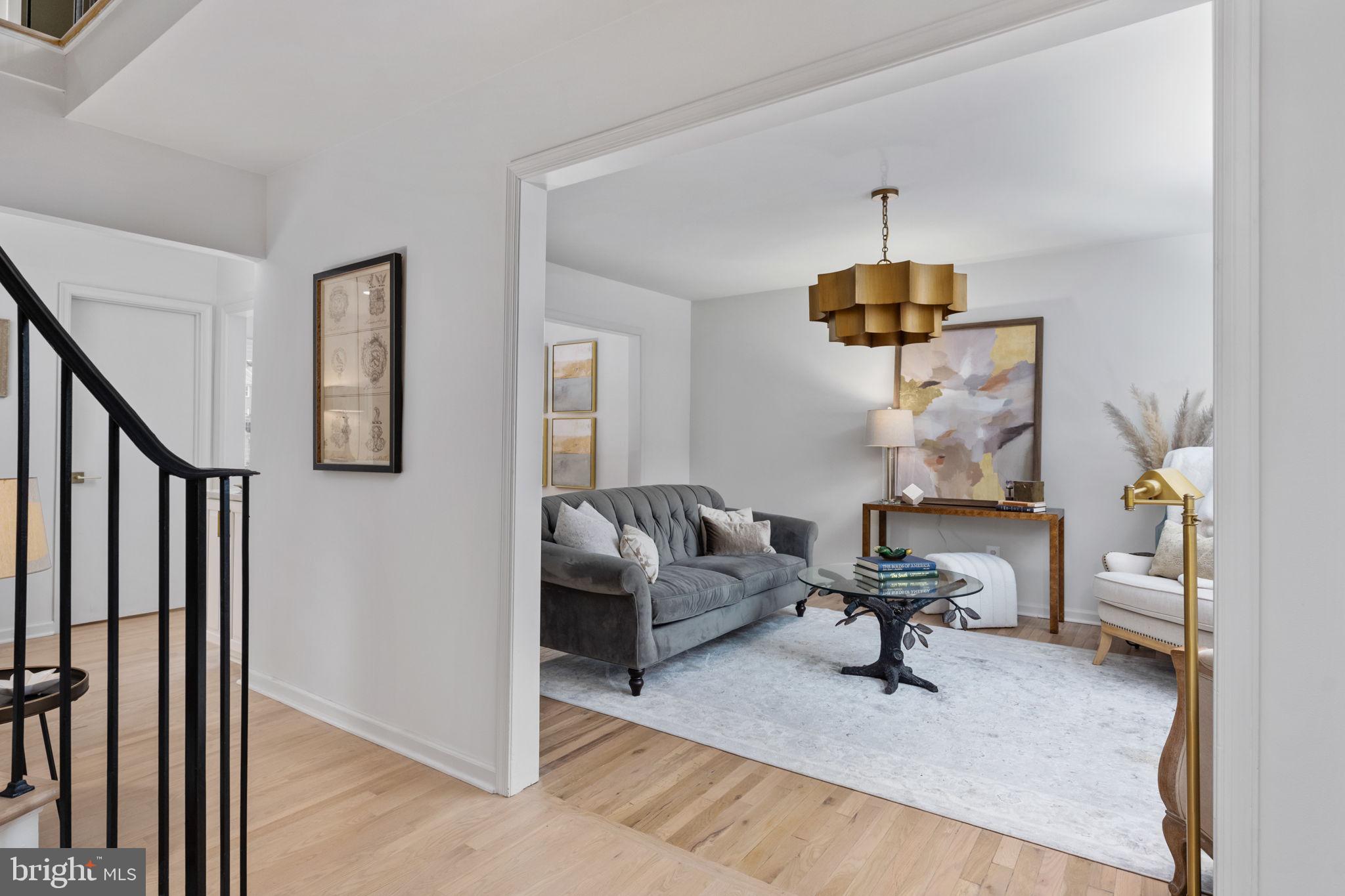 CHARLESTOWN - Residential