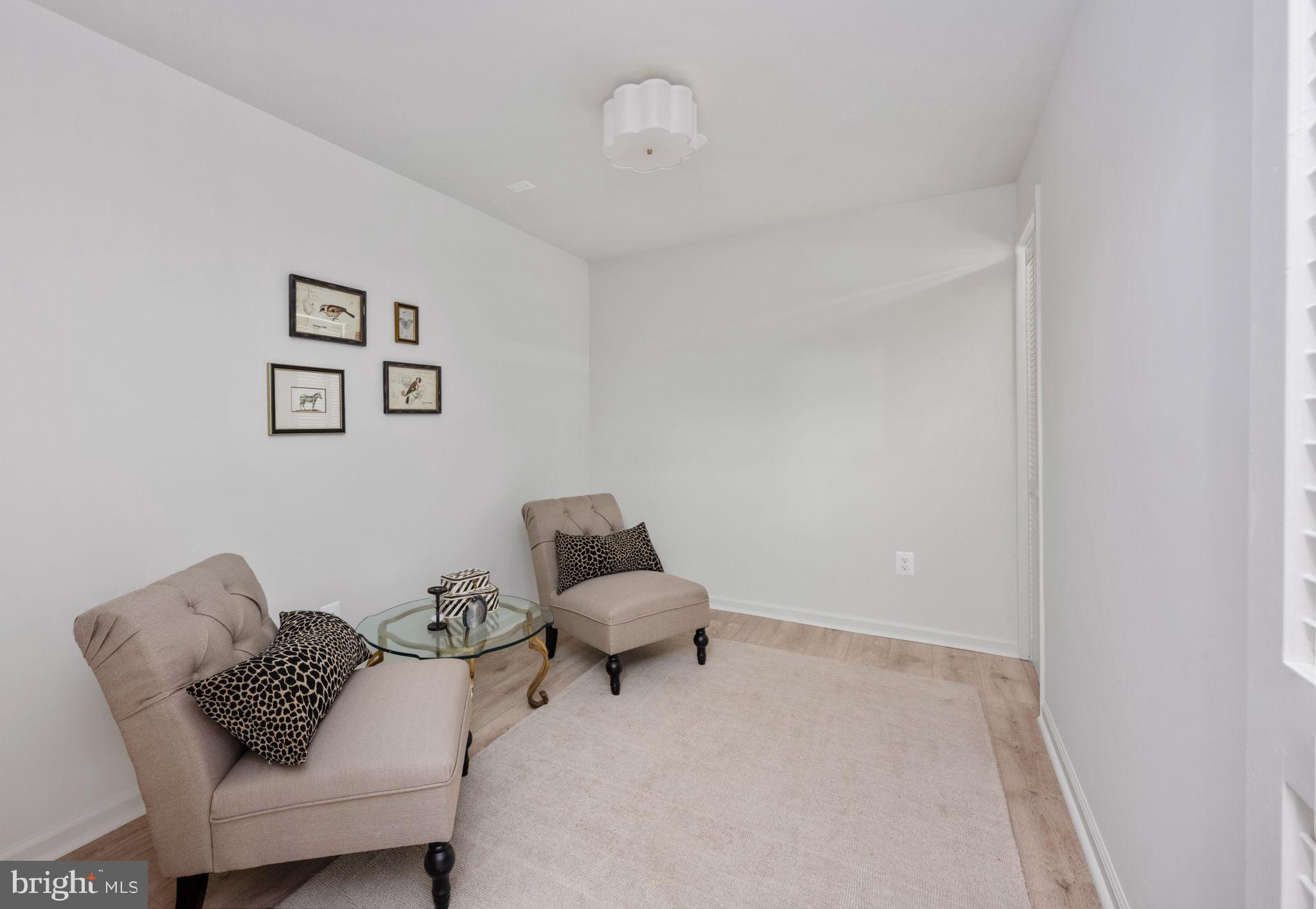 CHARLESTOWN - Residential