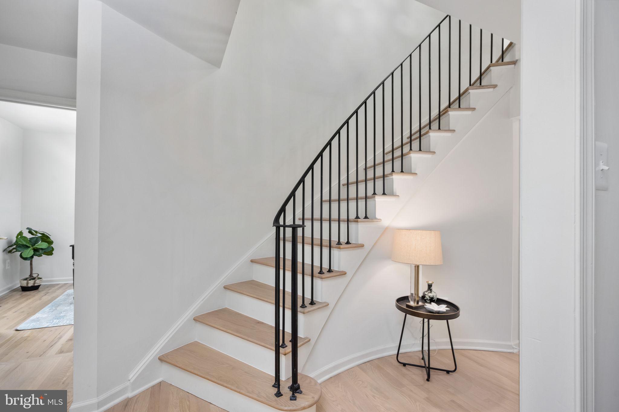 CHARLESTOWN - Residential