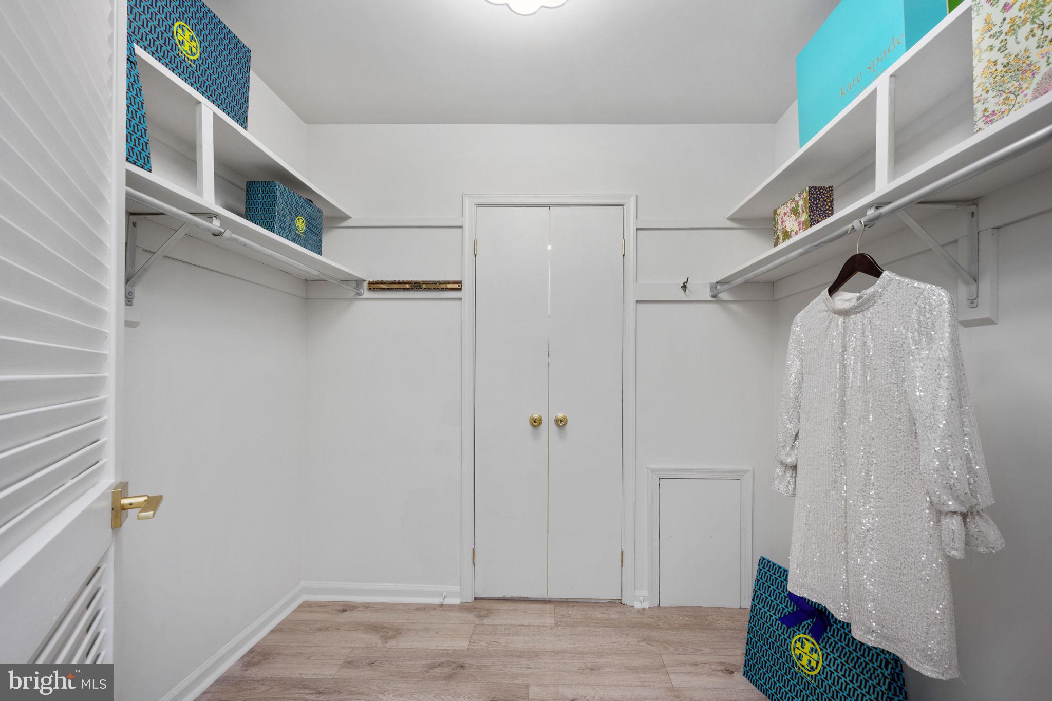 CHARLESTOWN - Residential