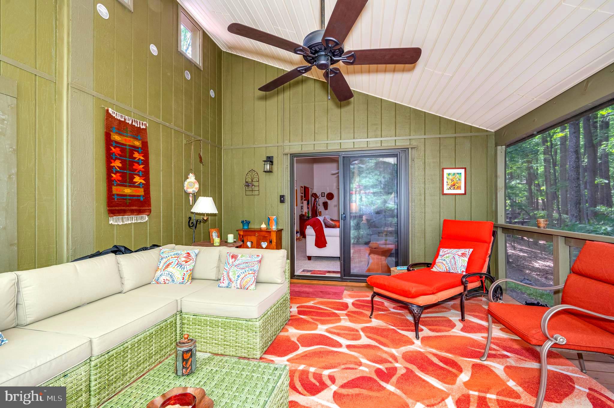 THE WOODS - Residential