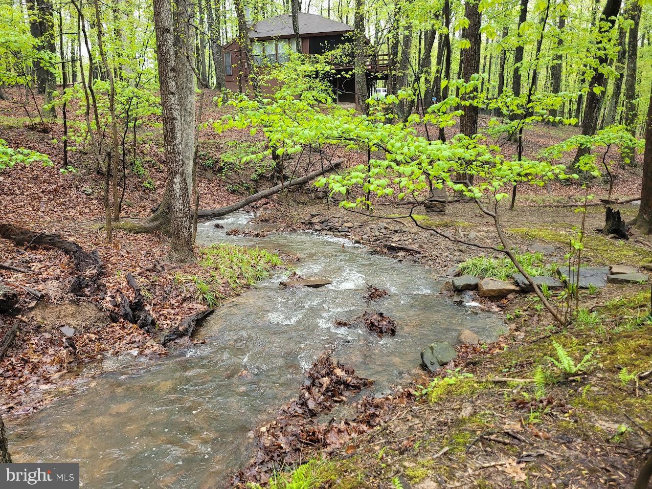 THE WOODS - Residential