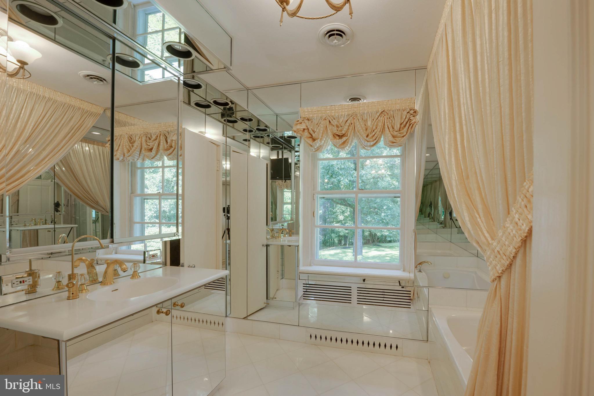 GREENSPRING VALLEY - Residential