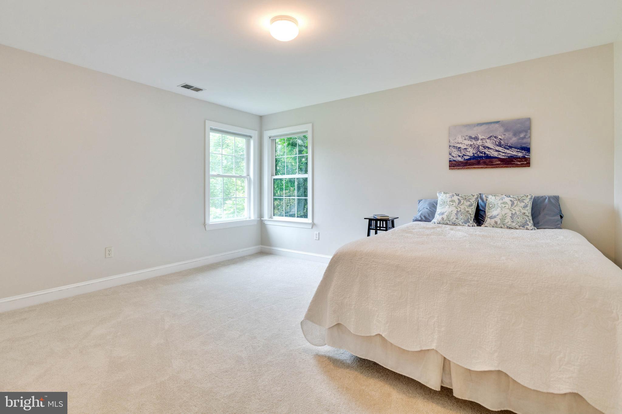 HIGHLAND VIEW ESTATES - Residential