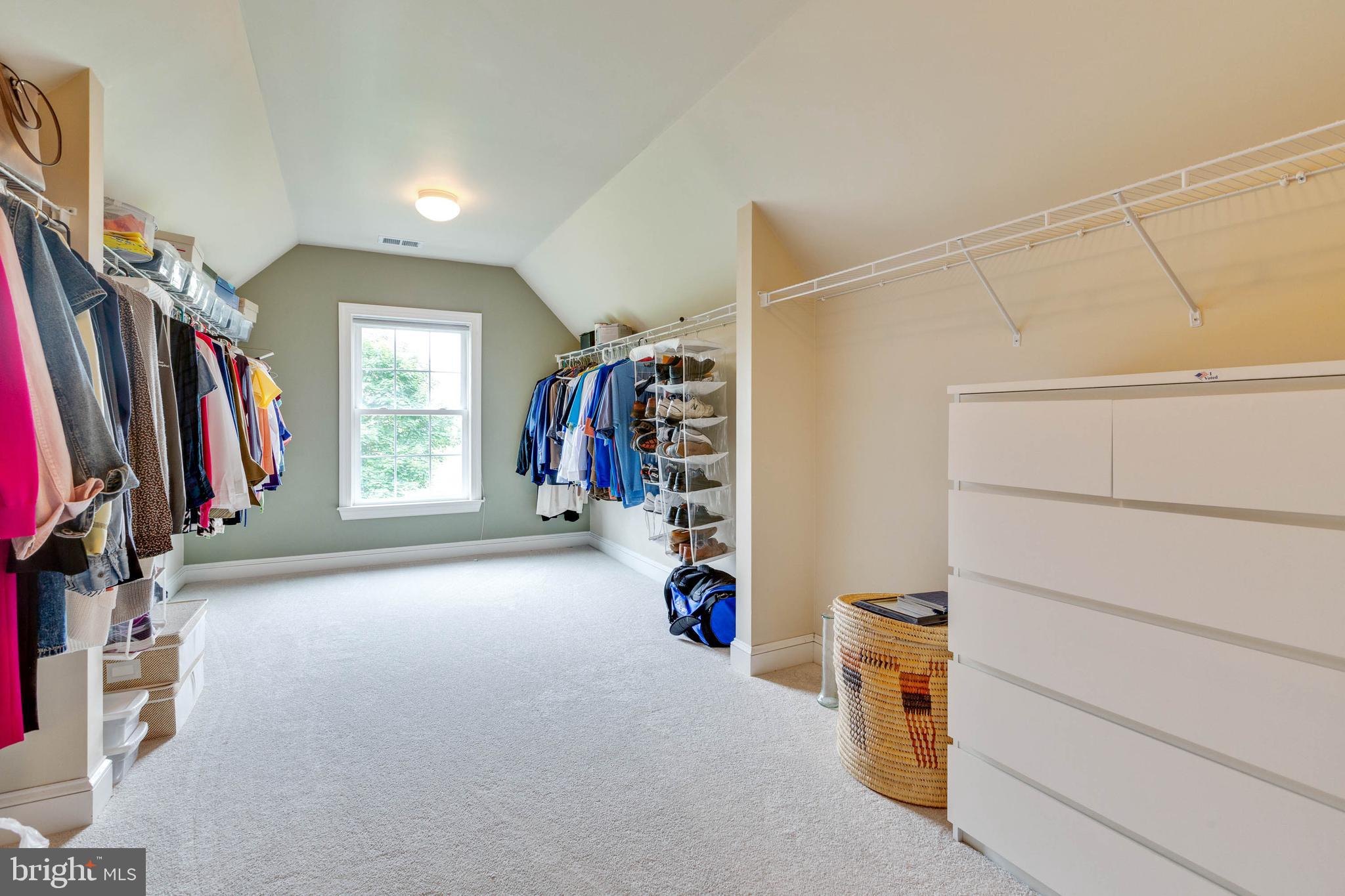 HIGHLAND VIEW ESTATES - Residential