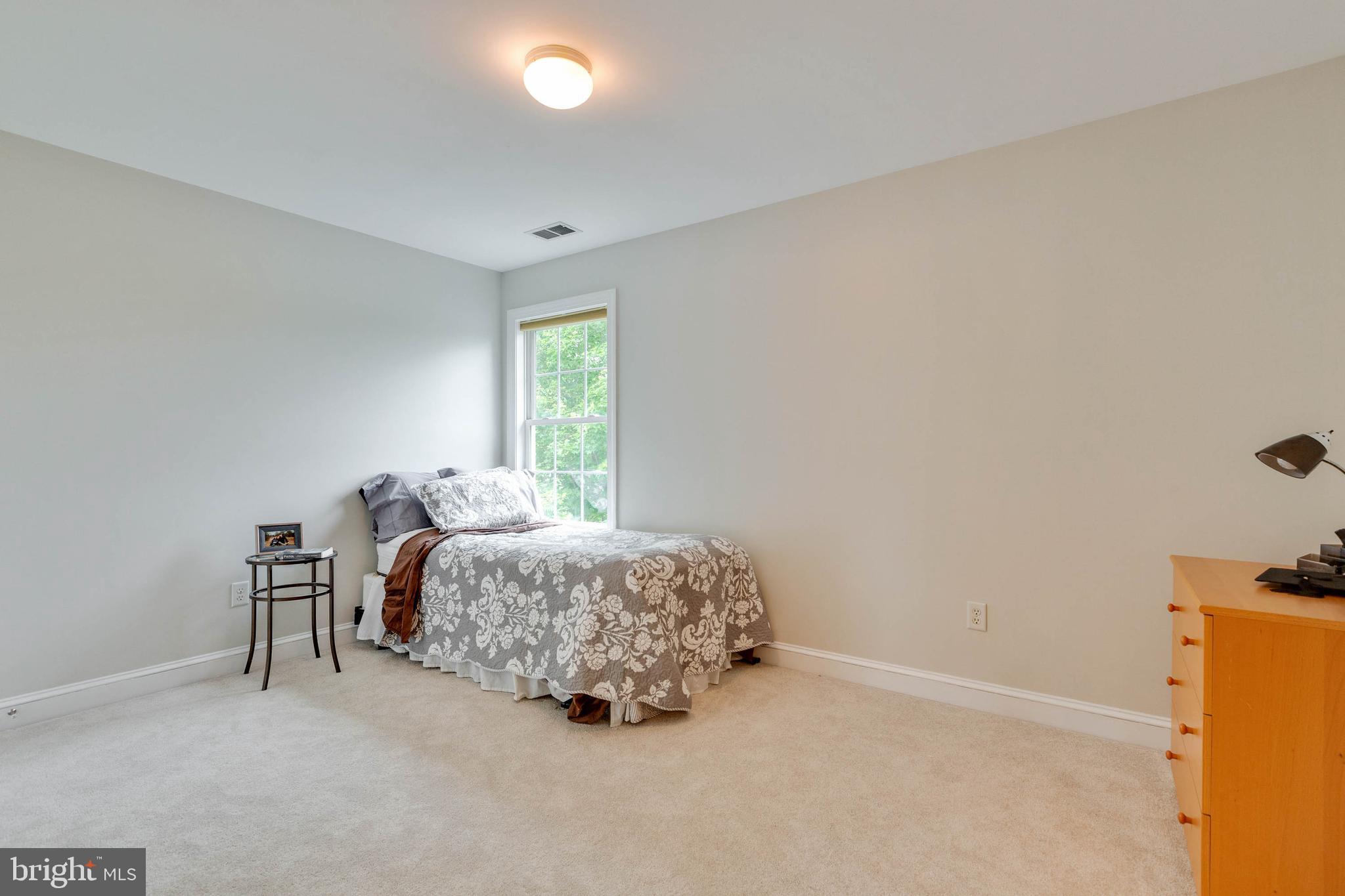 HIGHLAND VIEW ESTATES - Residential