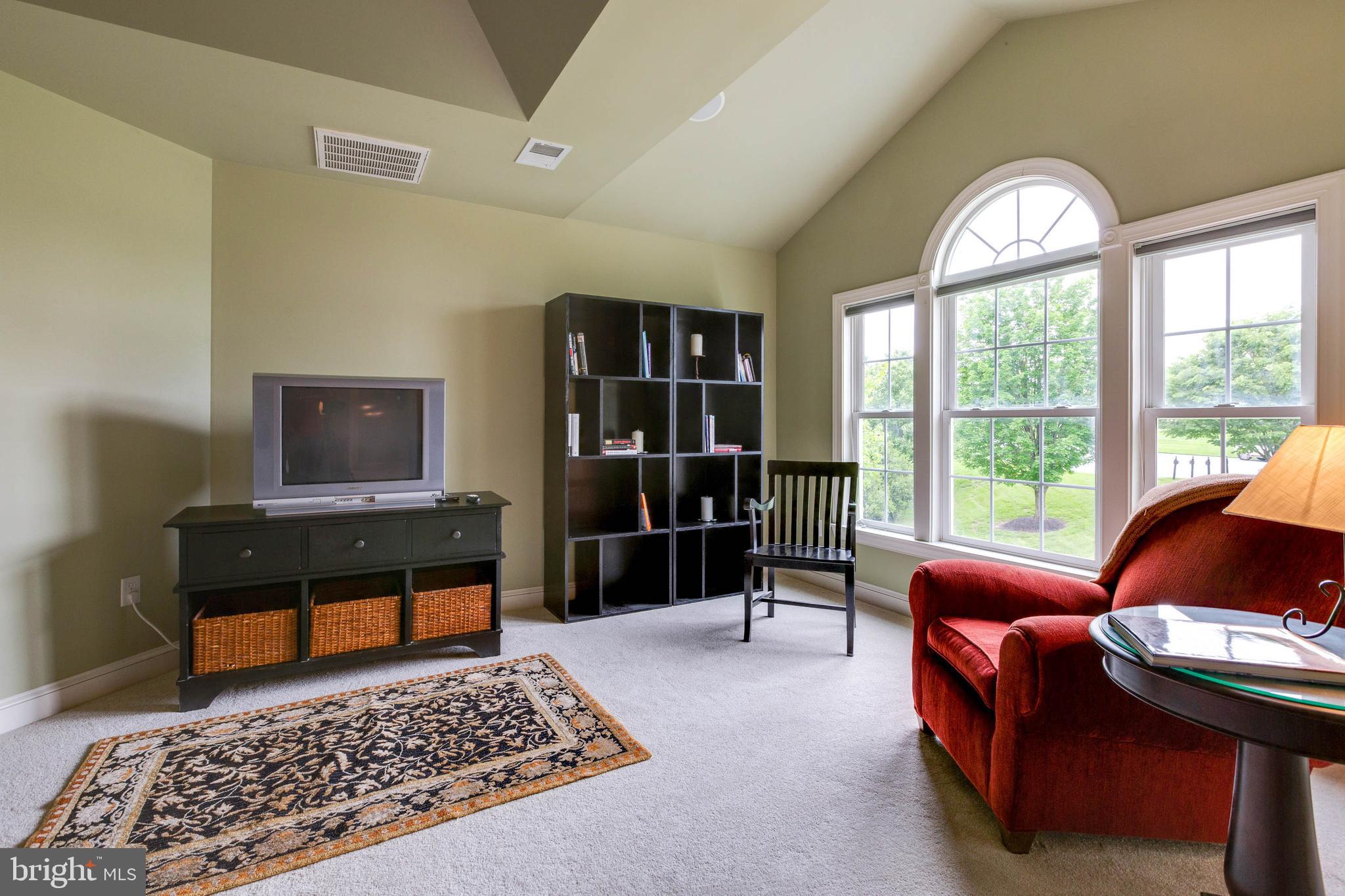 HIGHLAND VIEW ESTATES - Residential