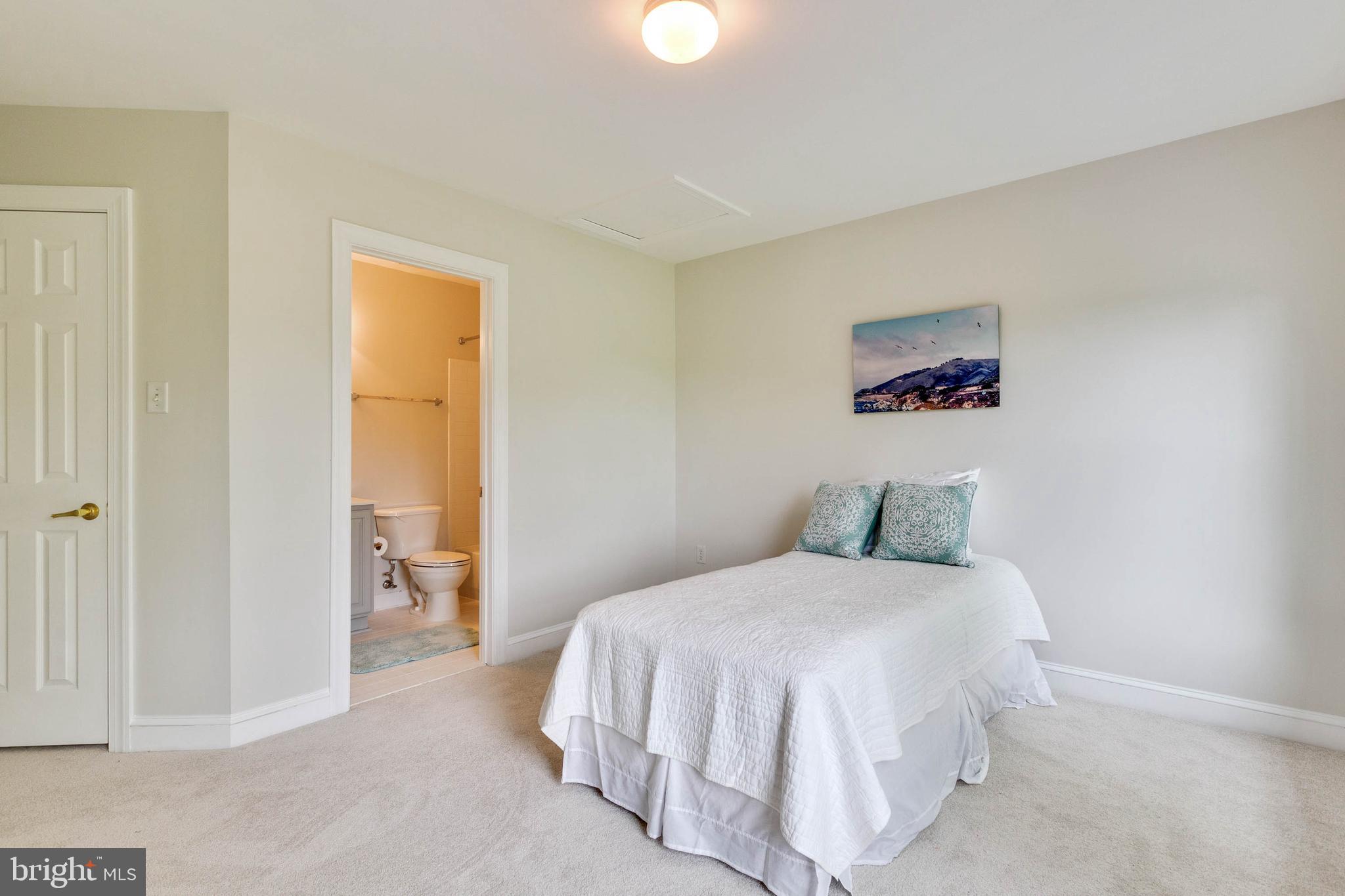 HIGHLAND VIEW ESTATES - Residential