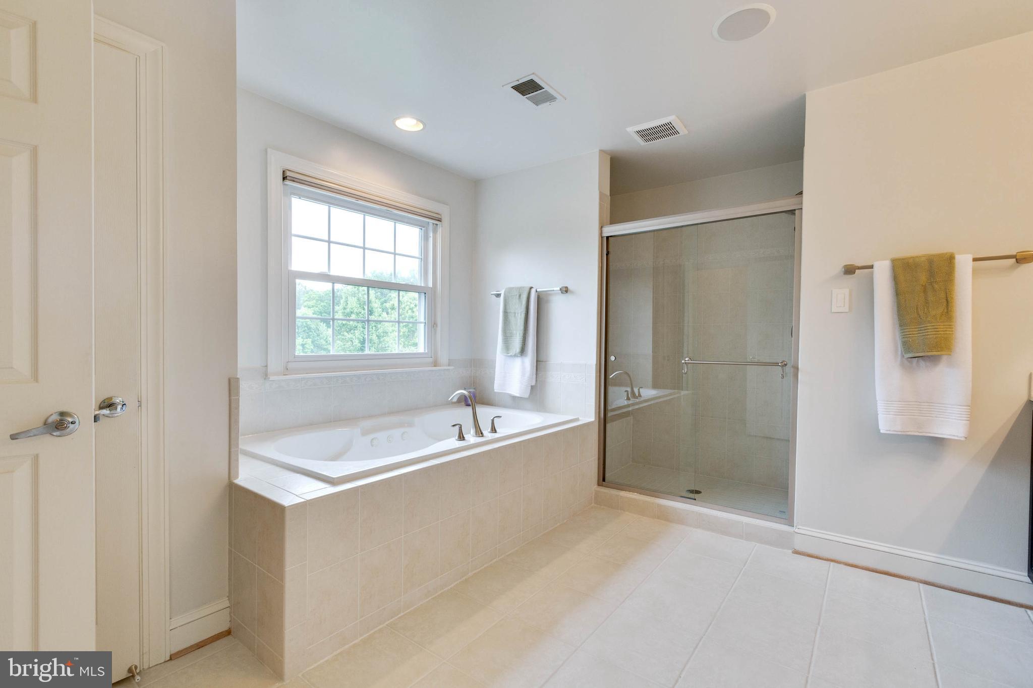 HIGHLAND VIEW ESTATES - Residential