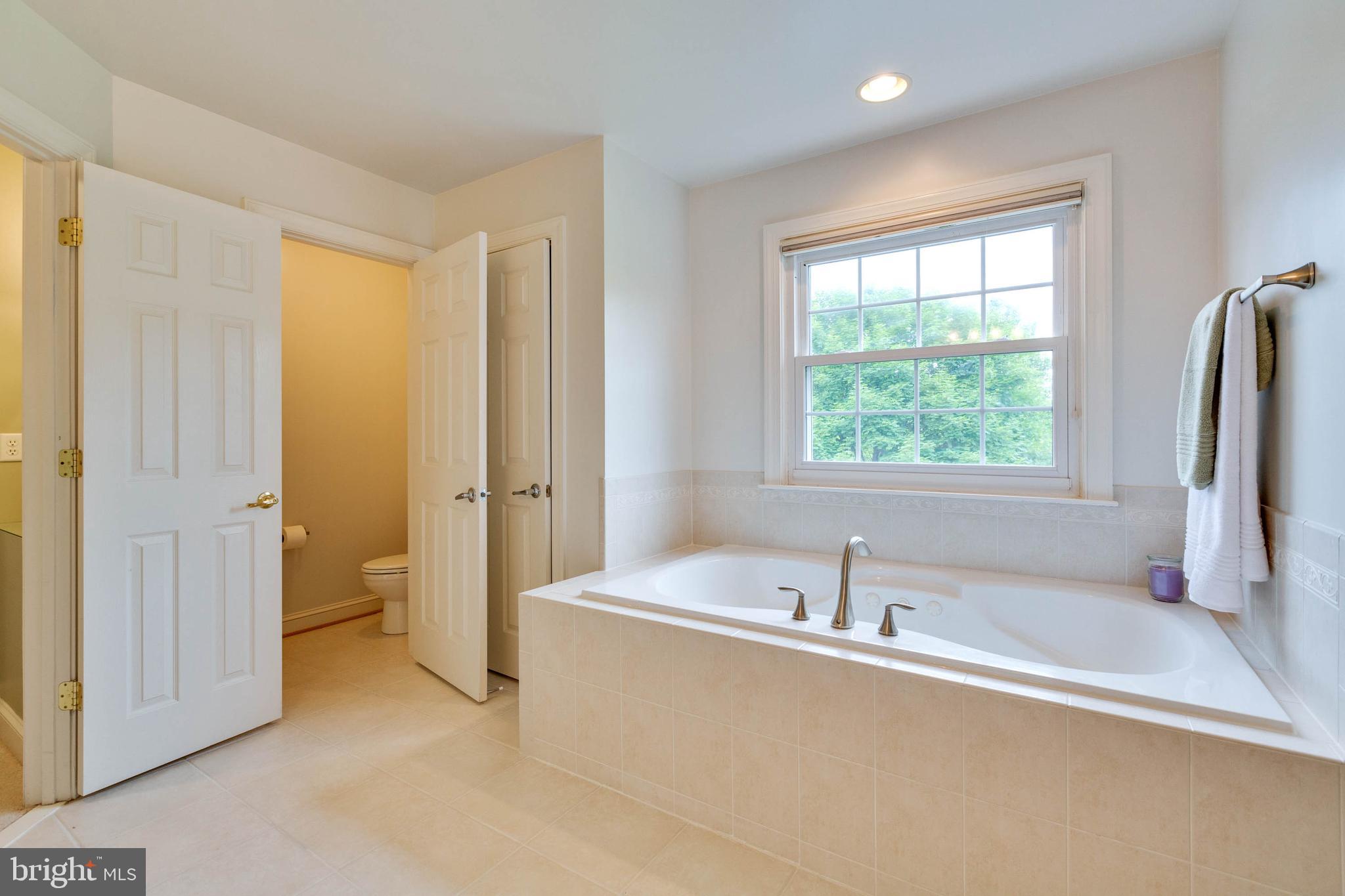 HIGHLAND VIEW ESTATES - Residential