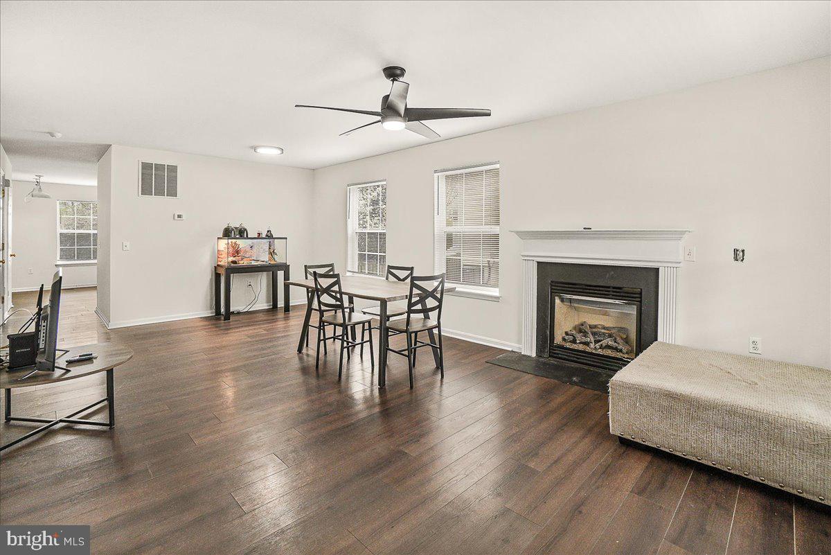 GATEWAY CROSSING - Residential