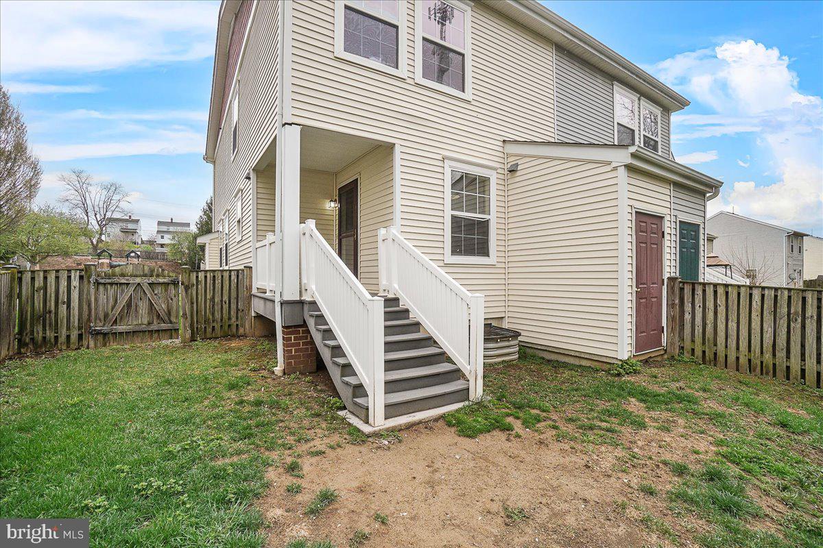 GATEWAY CROSSING - Residential