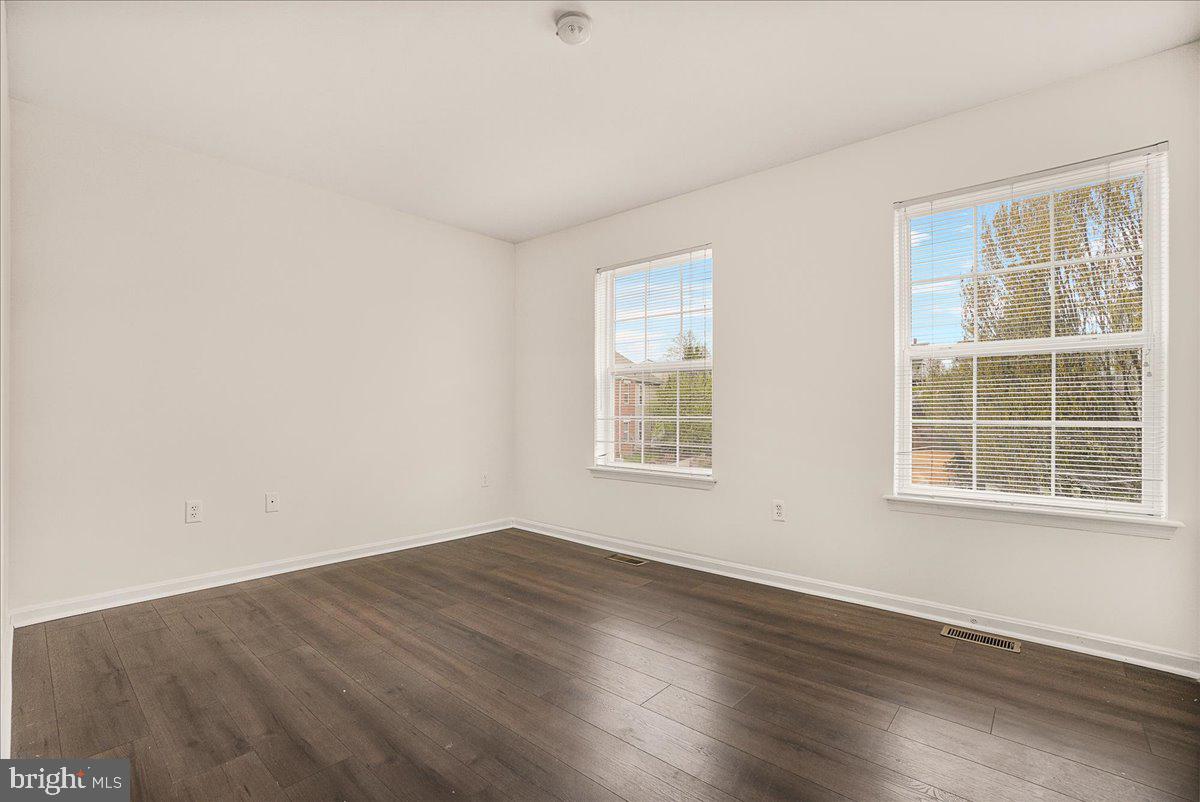 GATEWAY CROSSING - Residential