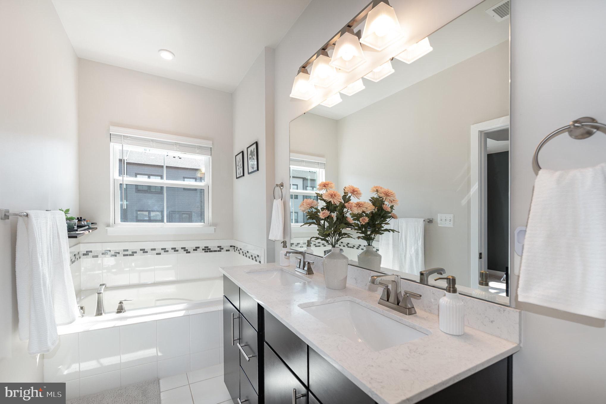 GREENLEIGH AT CROSSROADS - Residential