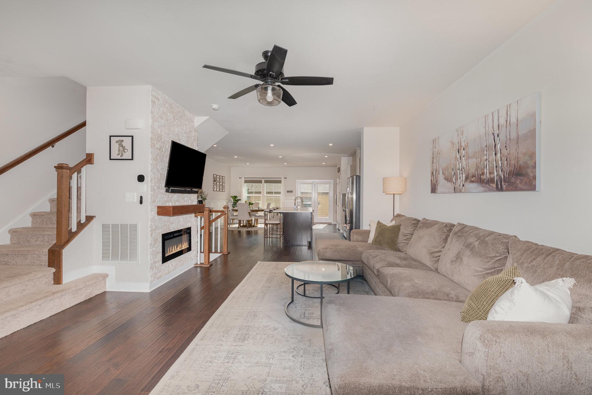 GREENLEIGH AT CROSSROADS - Residential