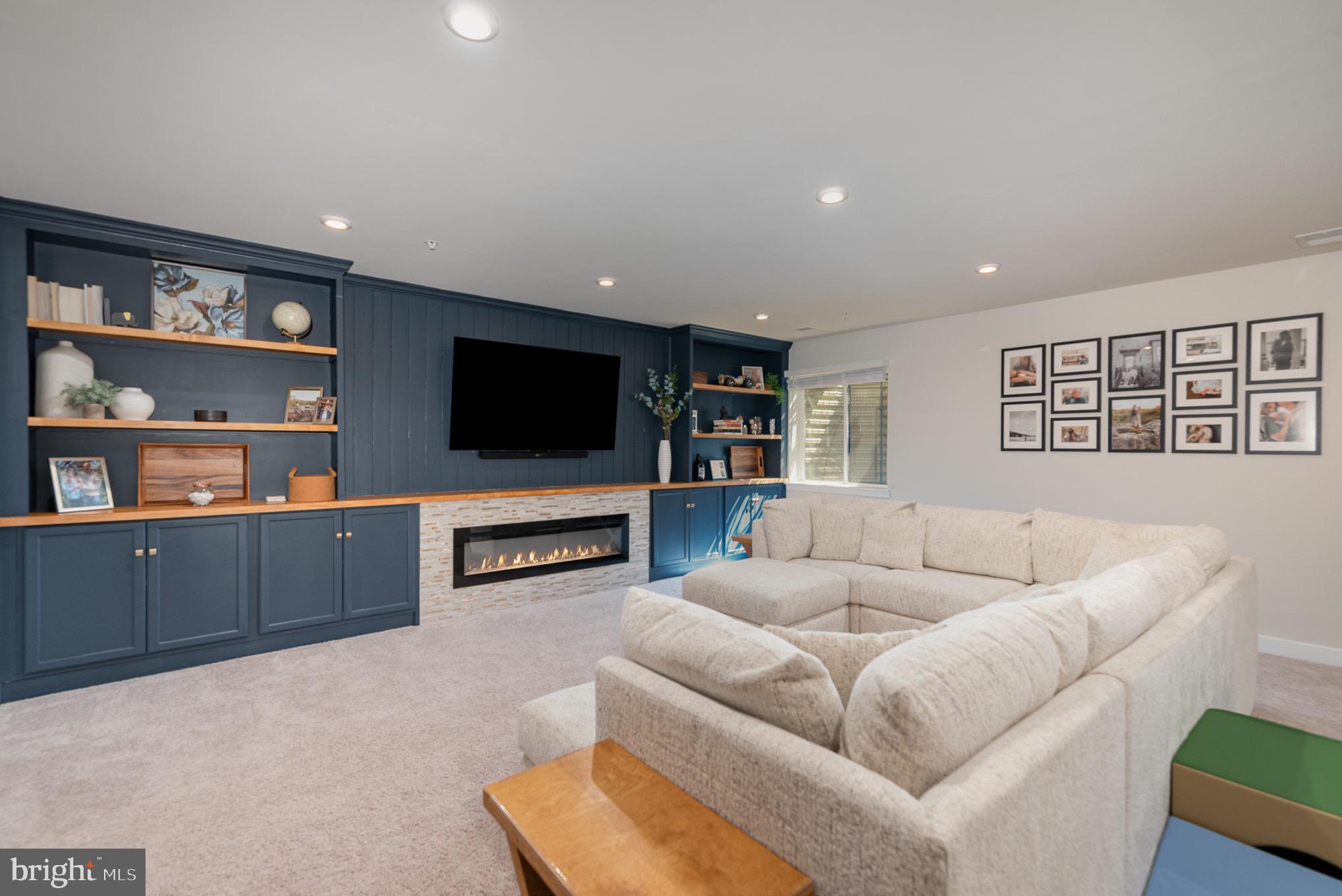 GREENLEIGH AT CROSSROADS - Residential