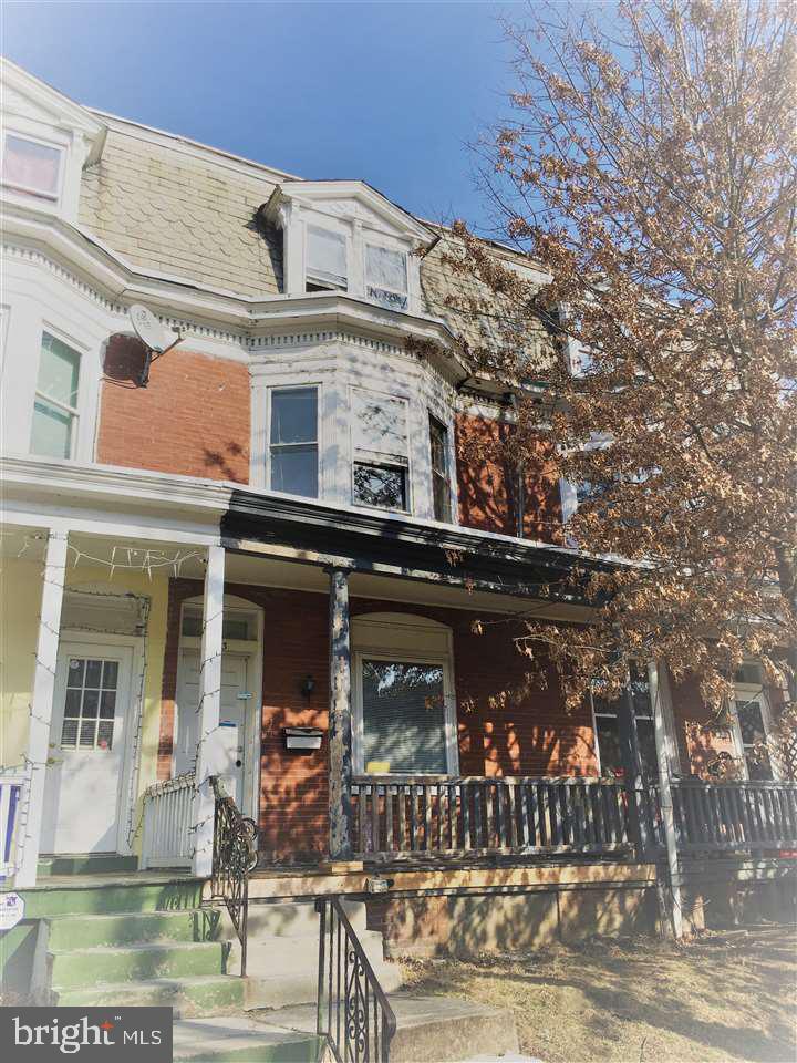 Looking for a good investment property? Ready to finish and flip or rent it out! This will make a good rental property. Are you a more adventurous buyer? Ask me about a 203k loan to make this property just what you want!