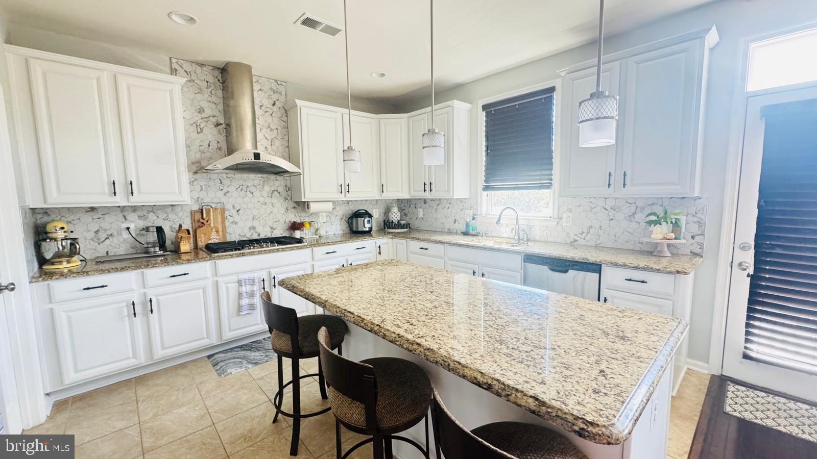 STONE RIDGE LAND BAY 3 - Residential Lease