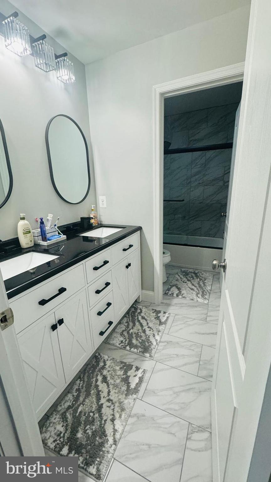 STONE RIDGE LAND BAY 3 - Residential Lease