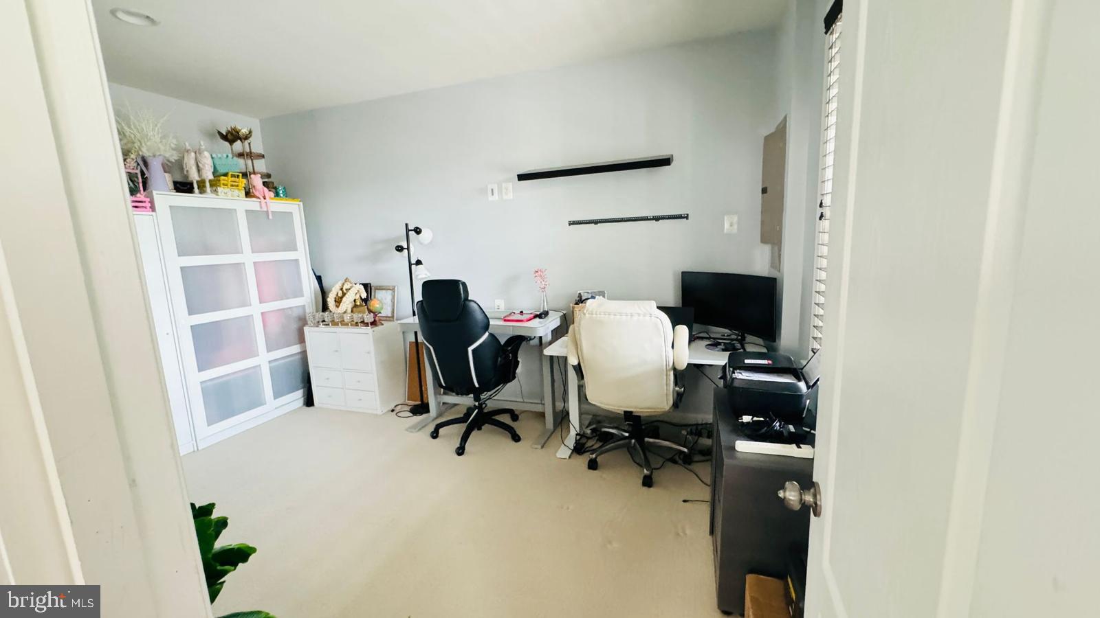 STONE RIDGE LAND BAY 3 - Residential Lease