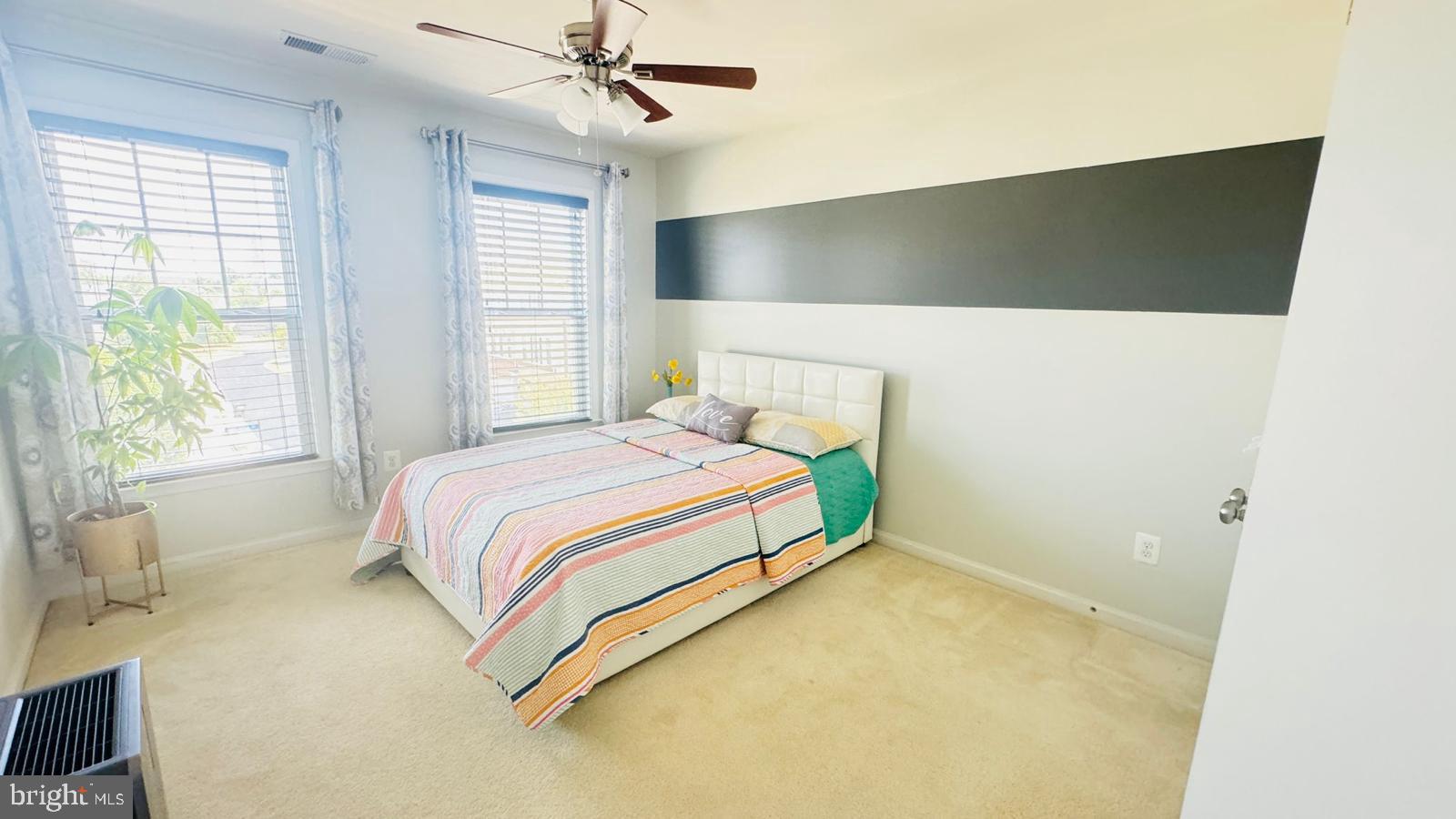 STONE RIDGE LAND BAY 3 - Residential Lease