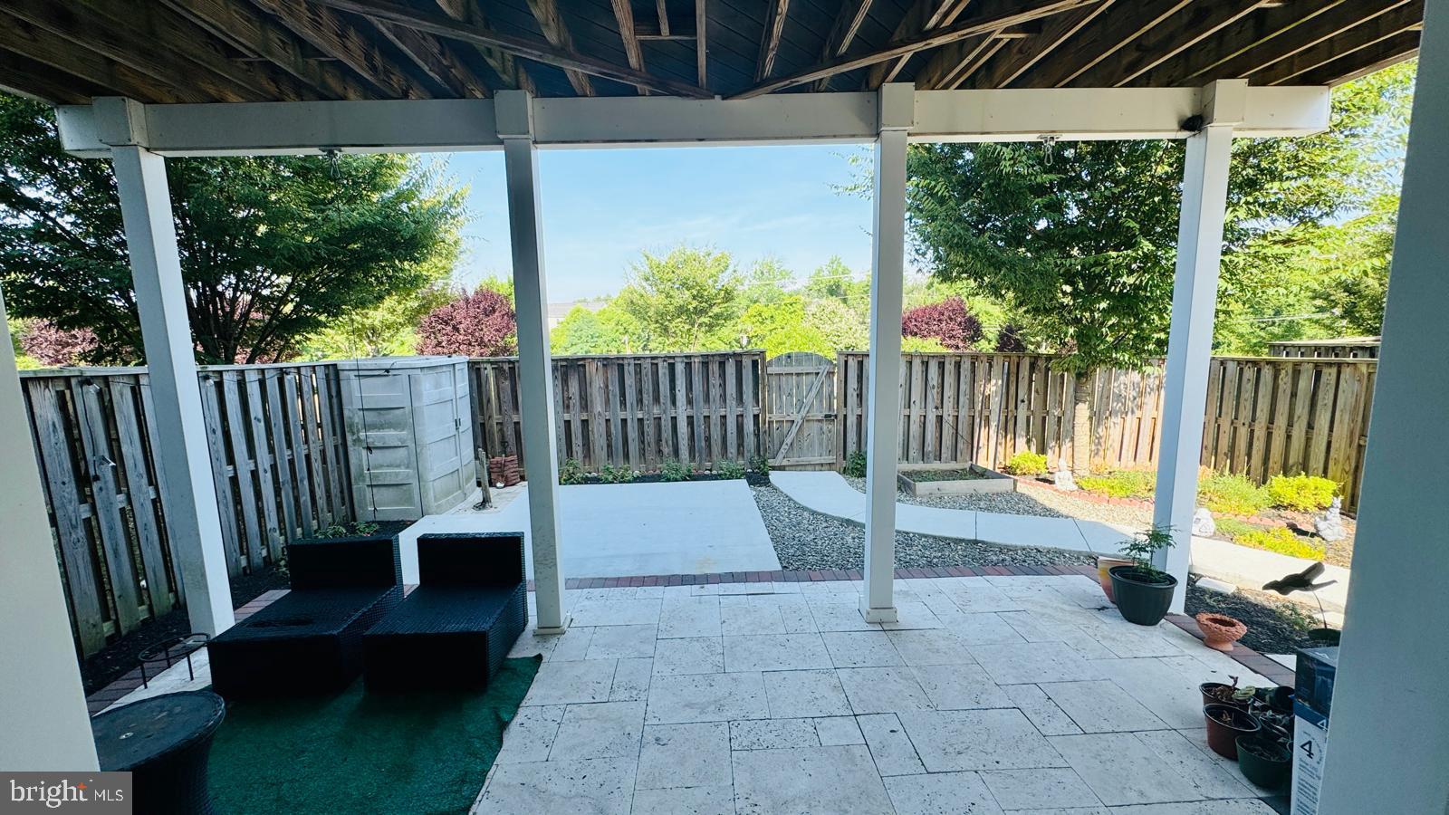 STONE RIDGE LAND BAY 3 - Residential Lease