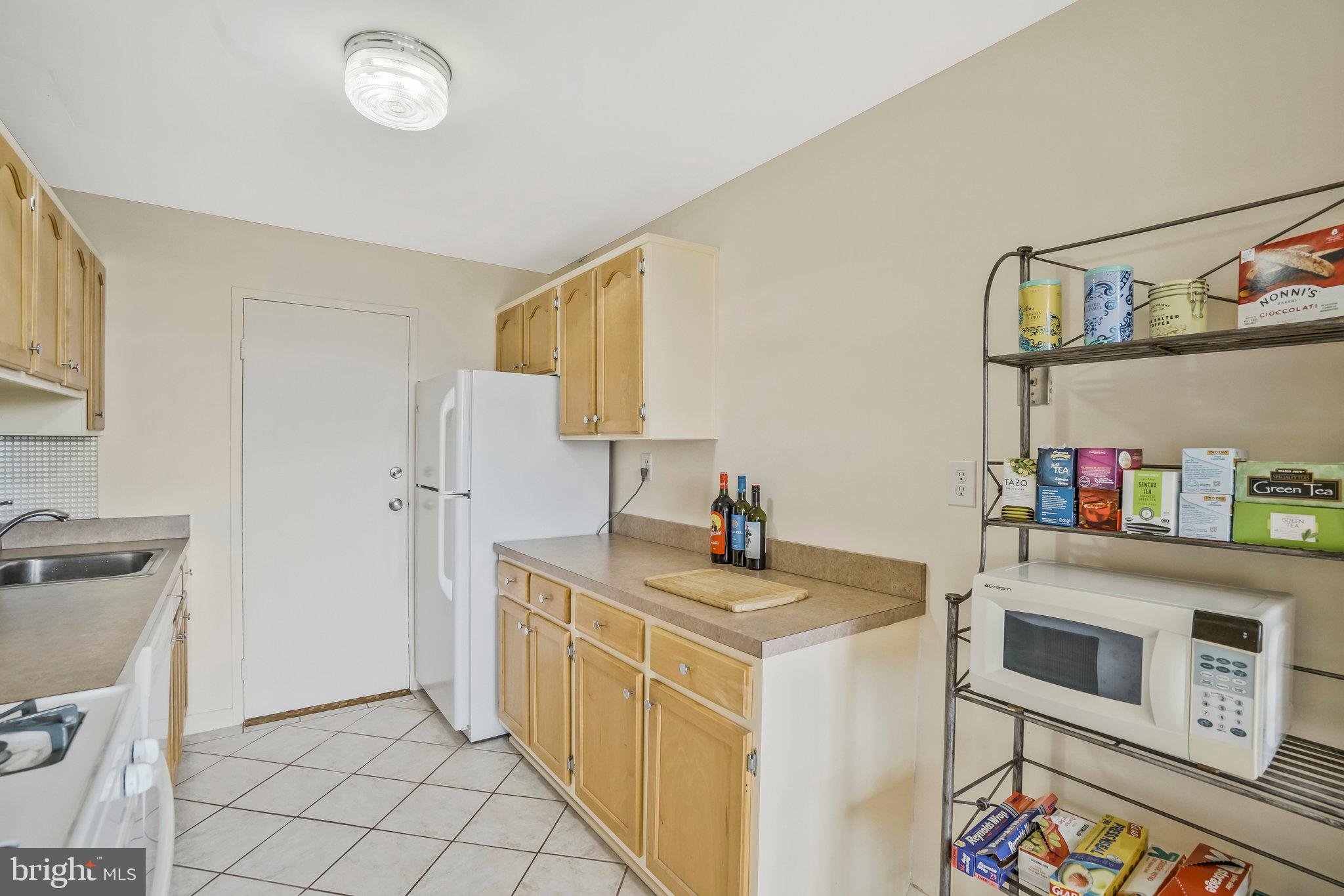 RIVER TOWERS - Residential