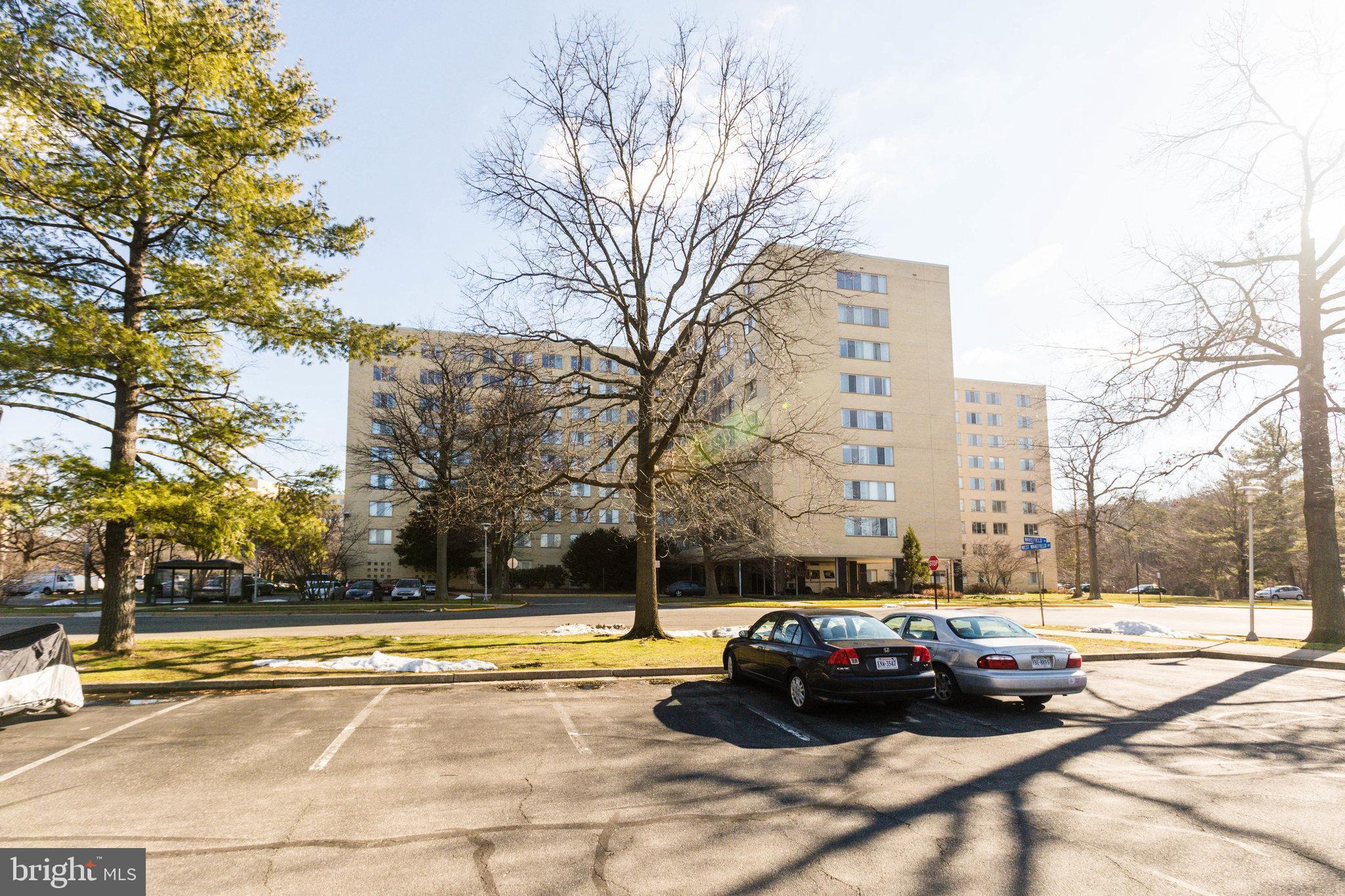 RIVER TOWERS - Residential