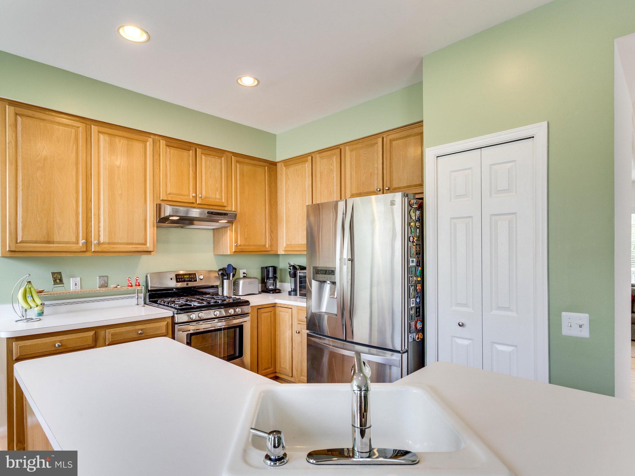 ISLAND CREEK - Residential