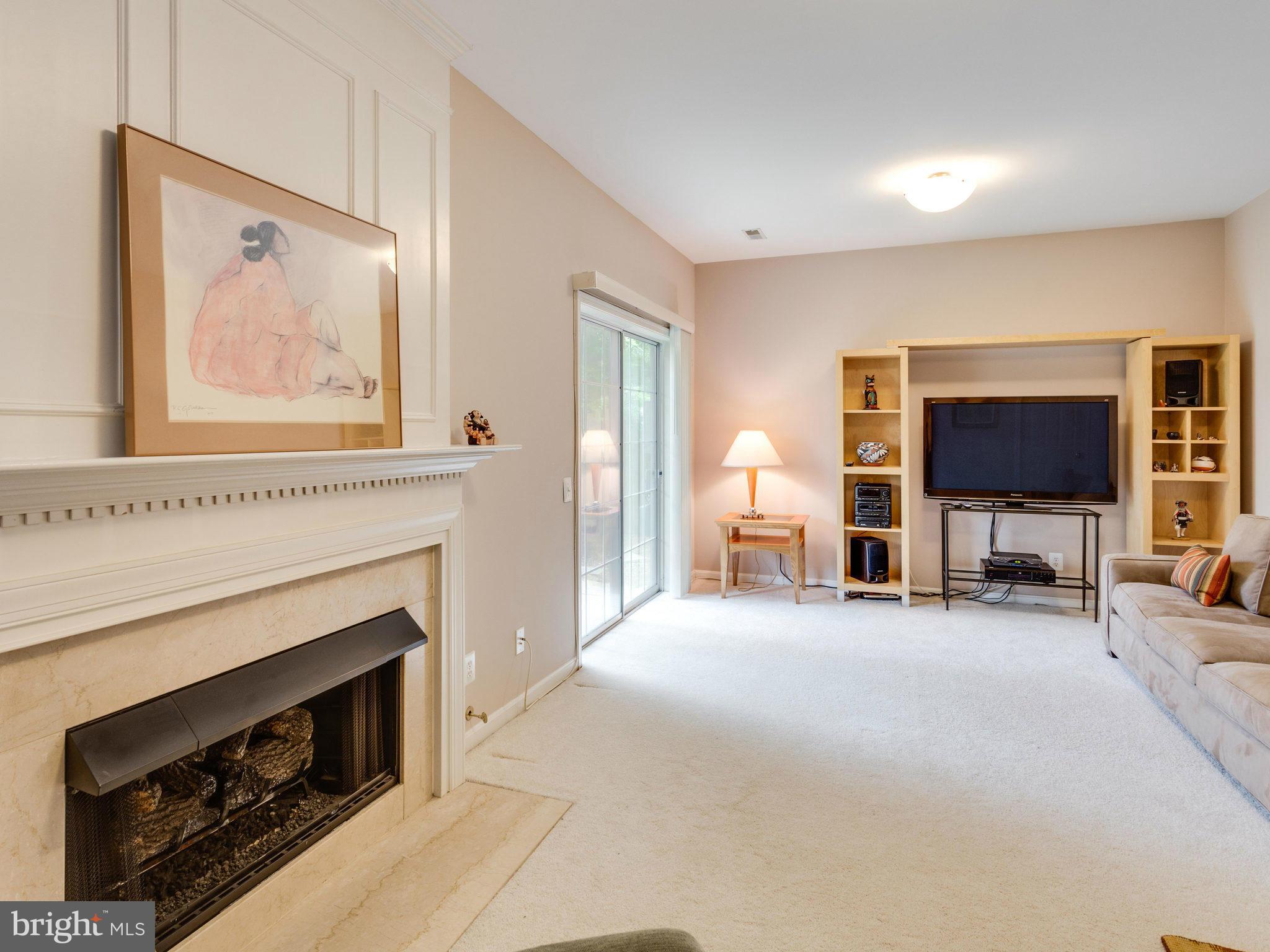 ISLAND CREEK - Residential