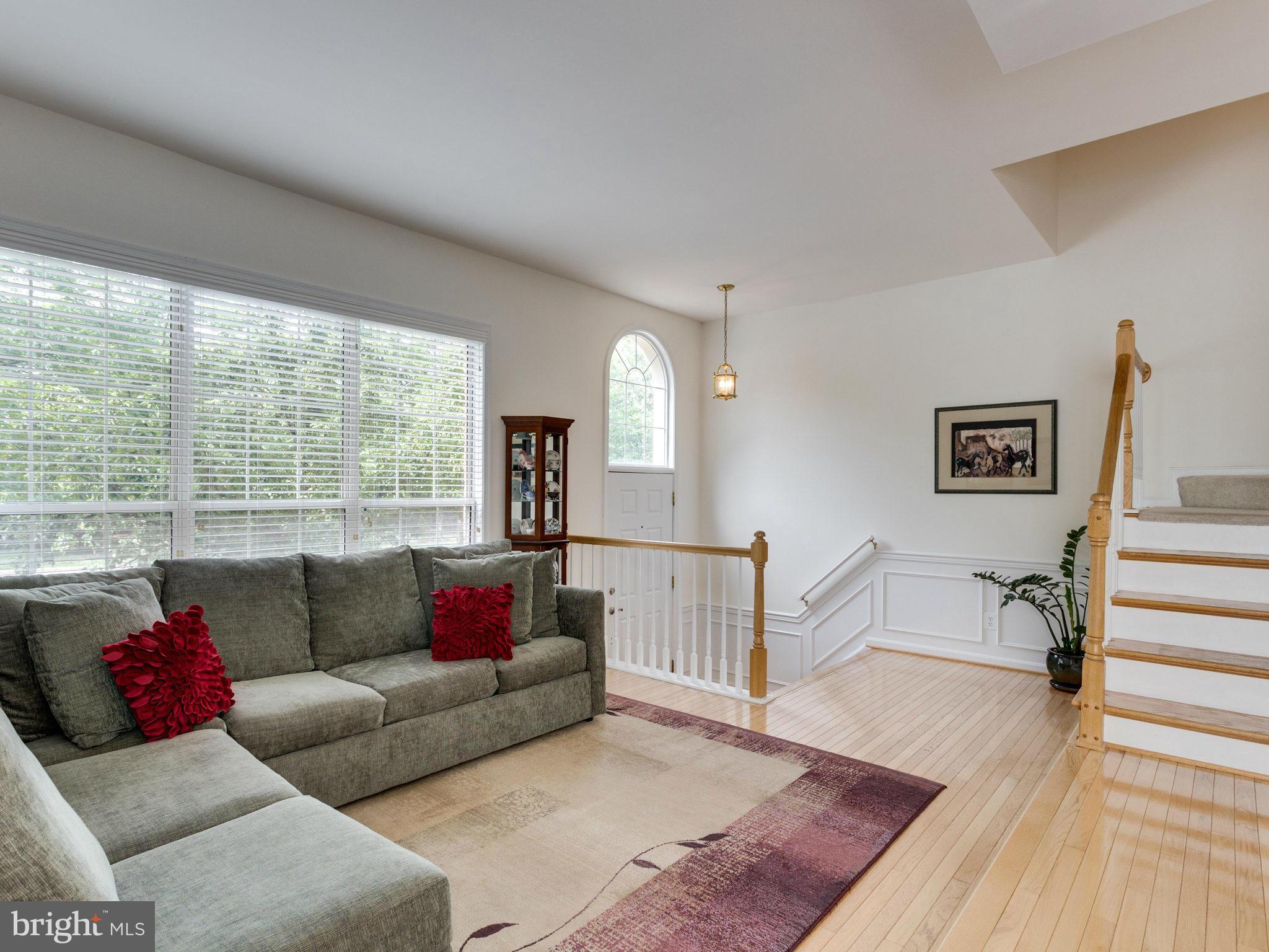 ISLAND CREEK - Residential