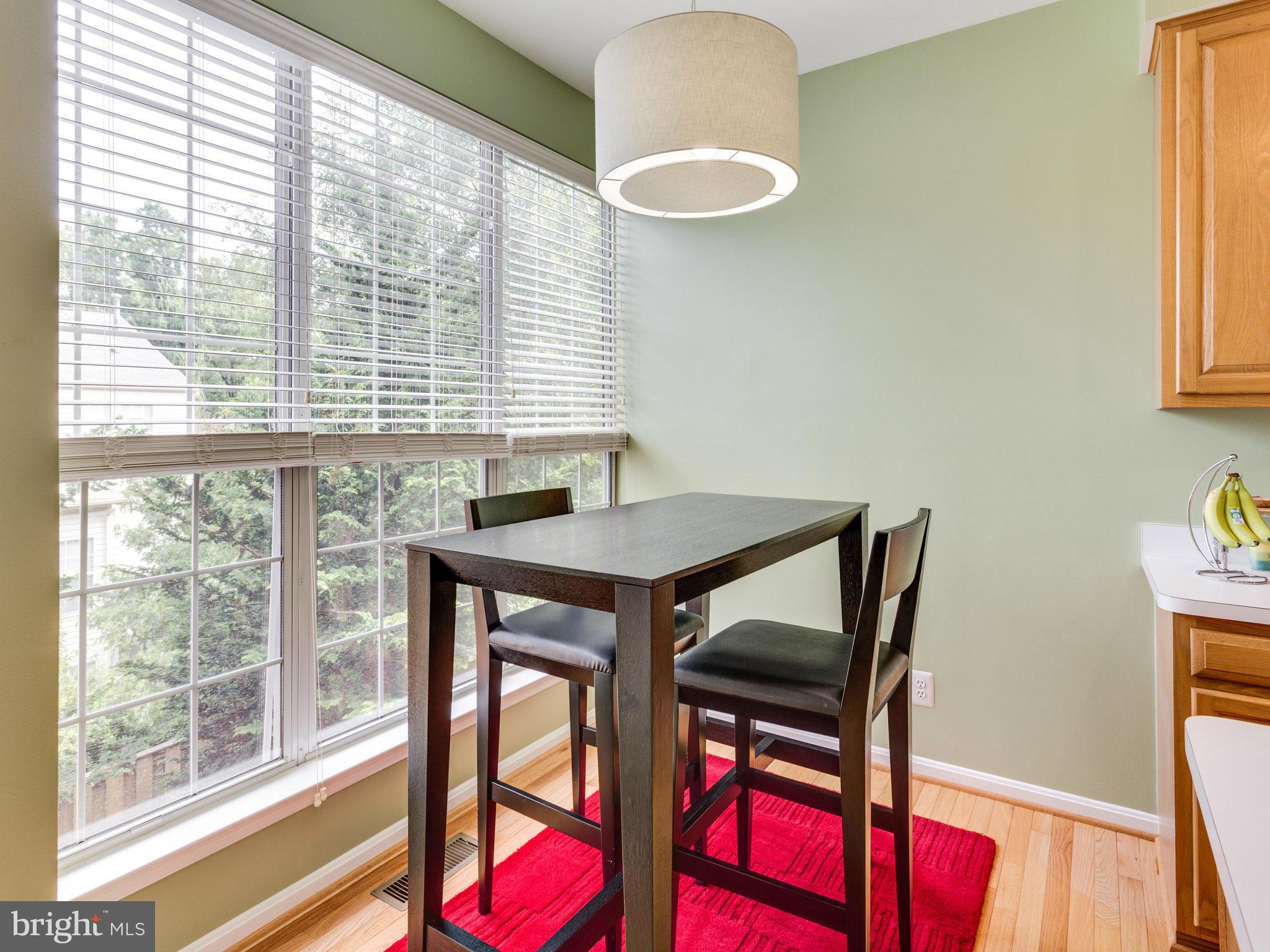 ISLAND CREEK - Residential