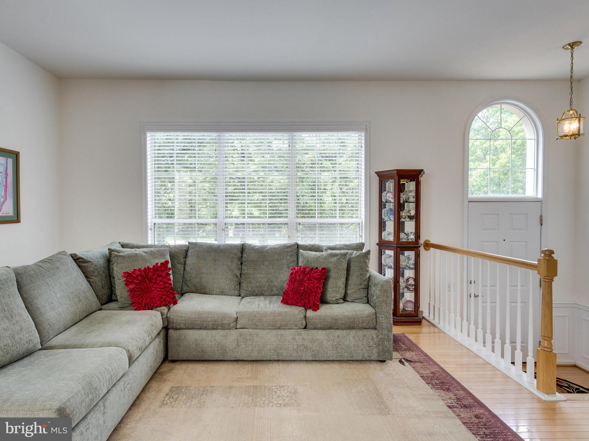 ISLAND CREEK - Residential