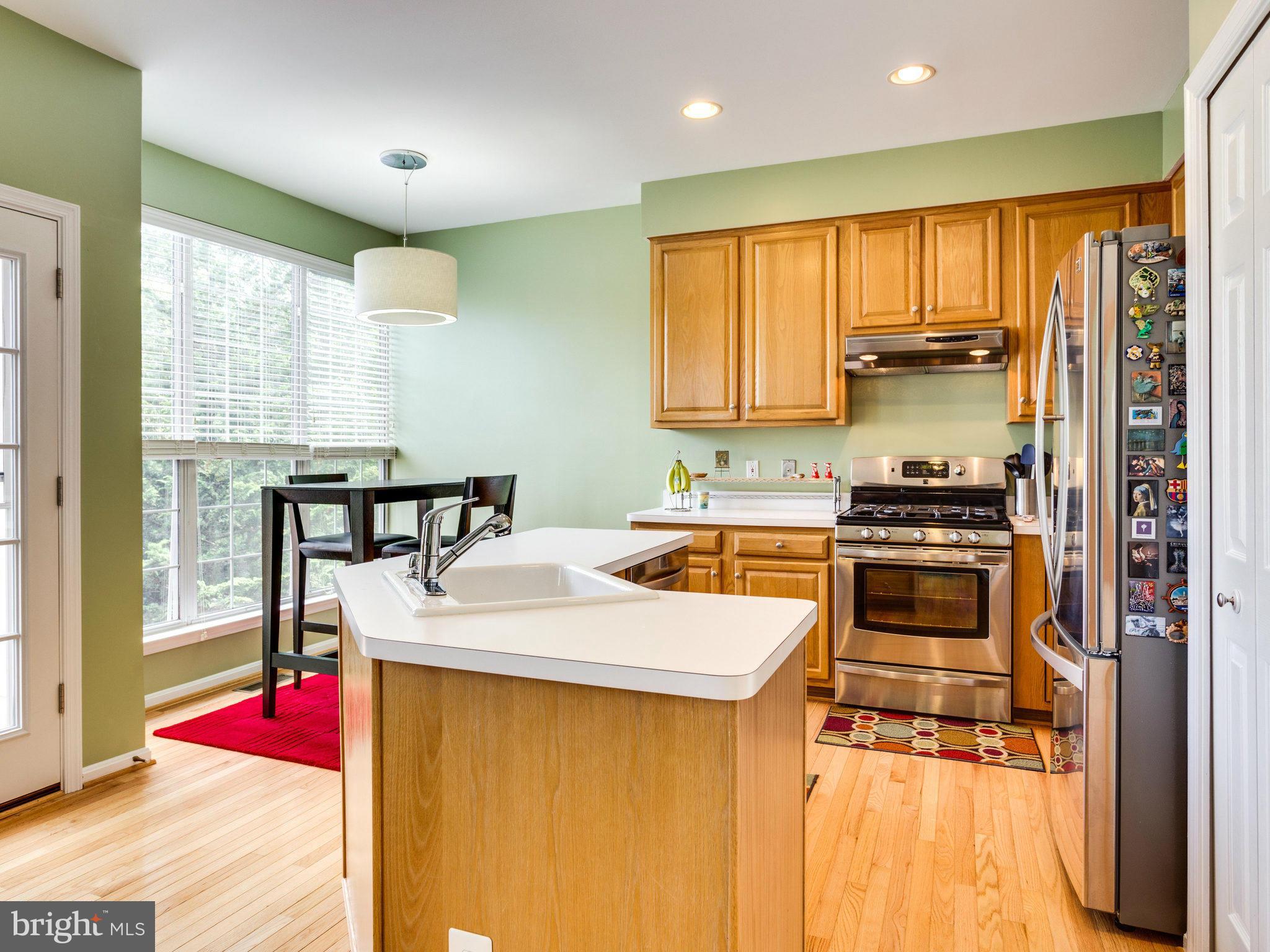 ISLAND CREEK - Residential