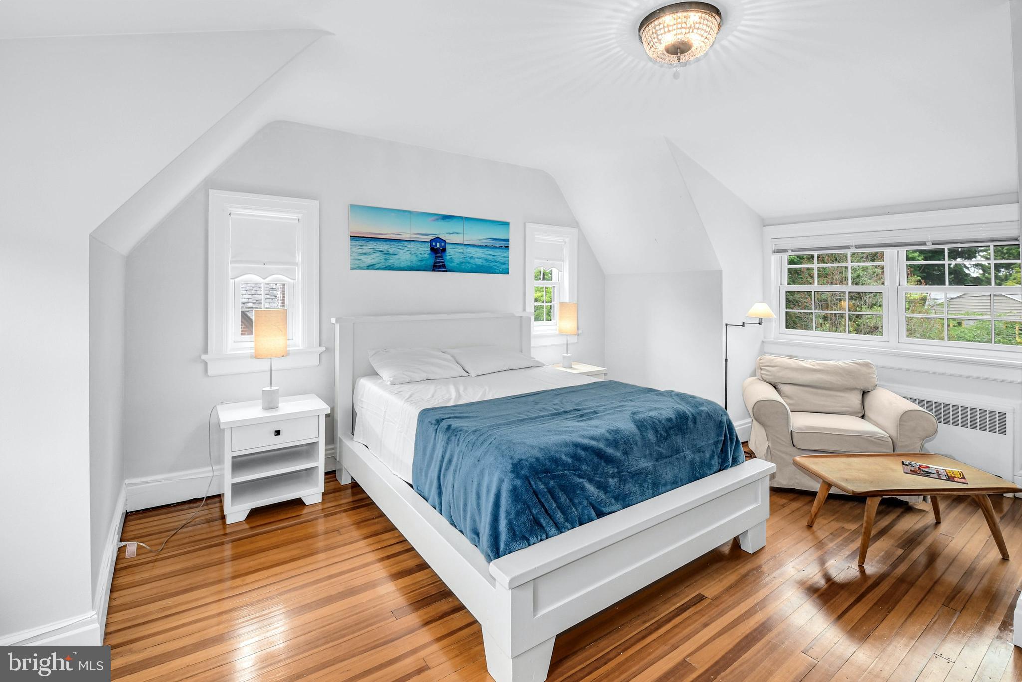 COLLEGE HILL - Residential