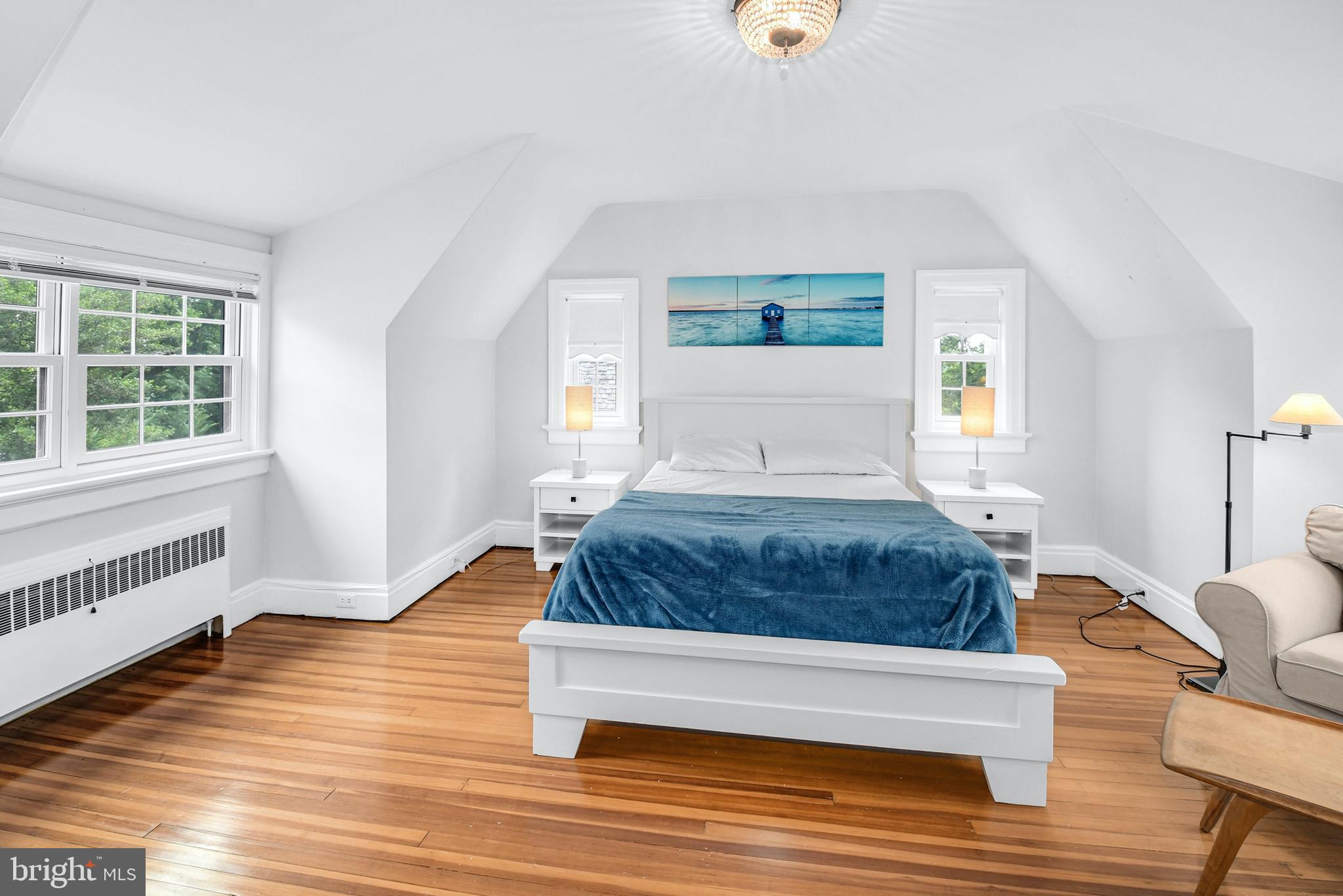 COLLEGE HILL - Residential