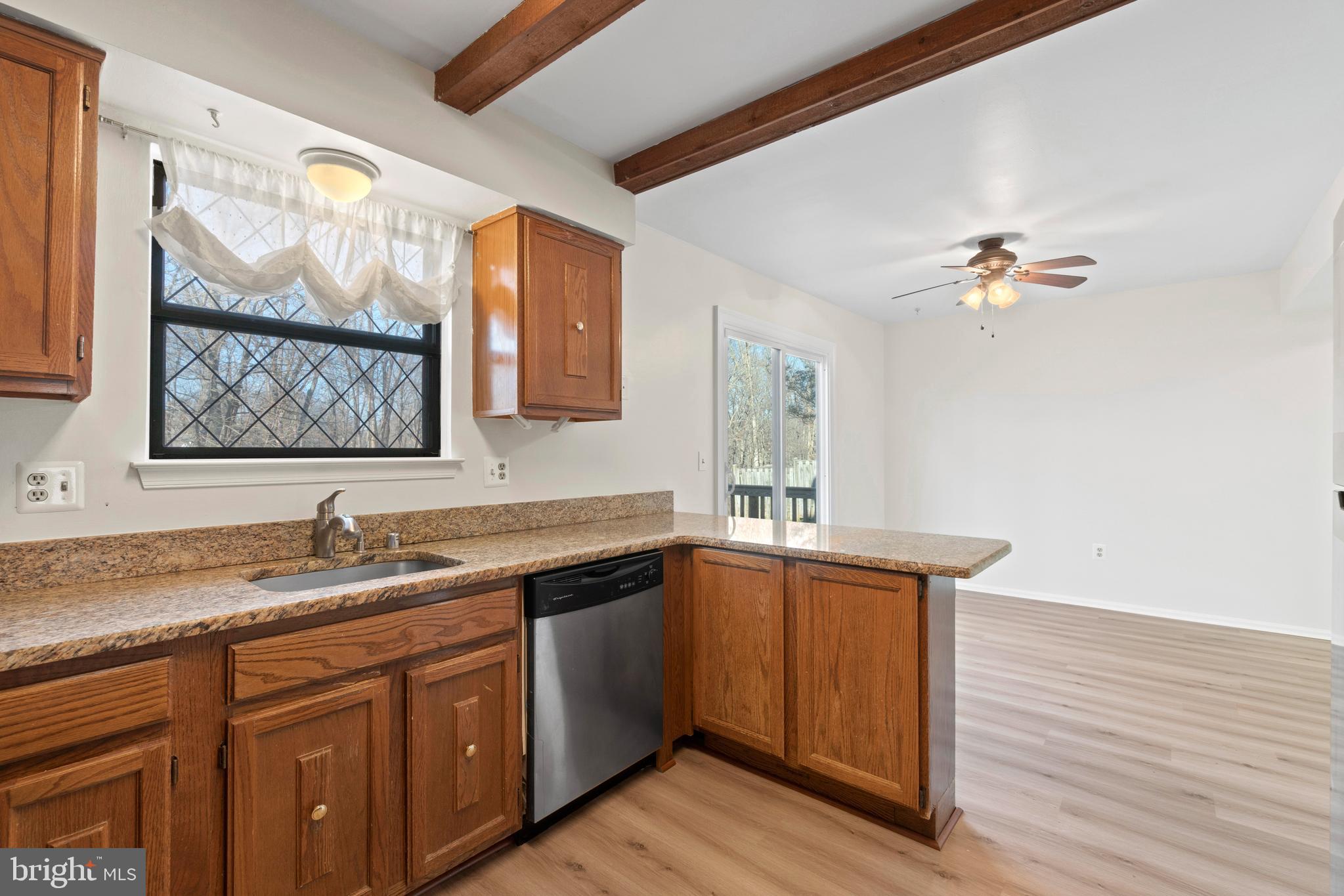 COUNTRYSIDE - Residential