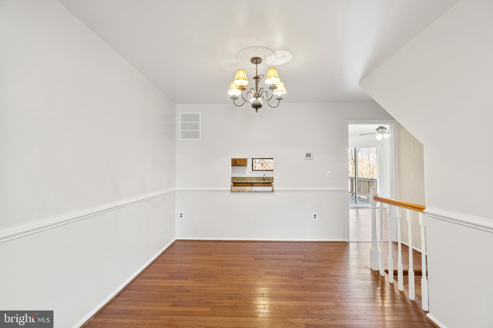 COUNTRYSIDE - Residential