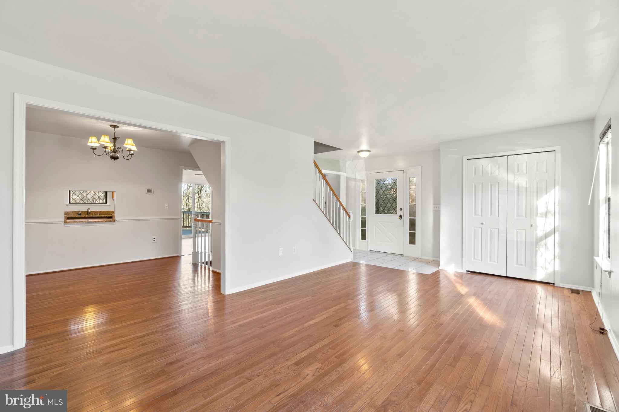 COUNTRYSIDE - Residential