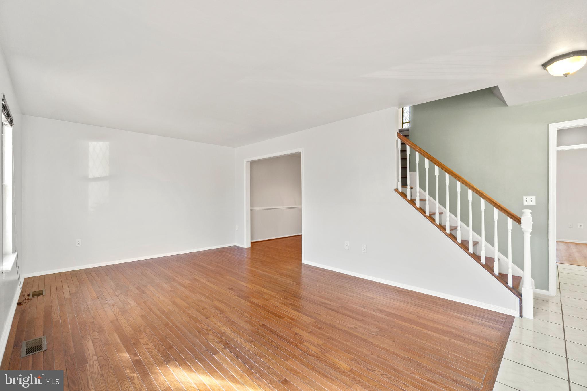 COUNTRYSIDE - Residential