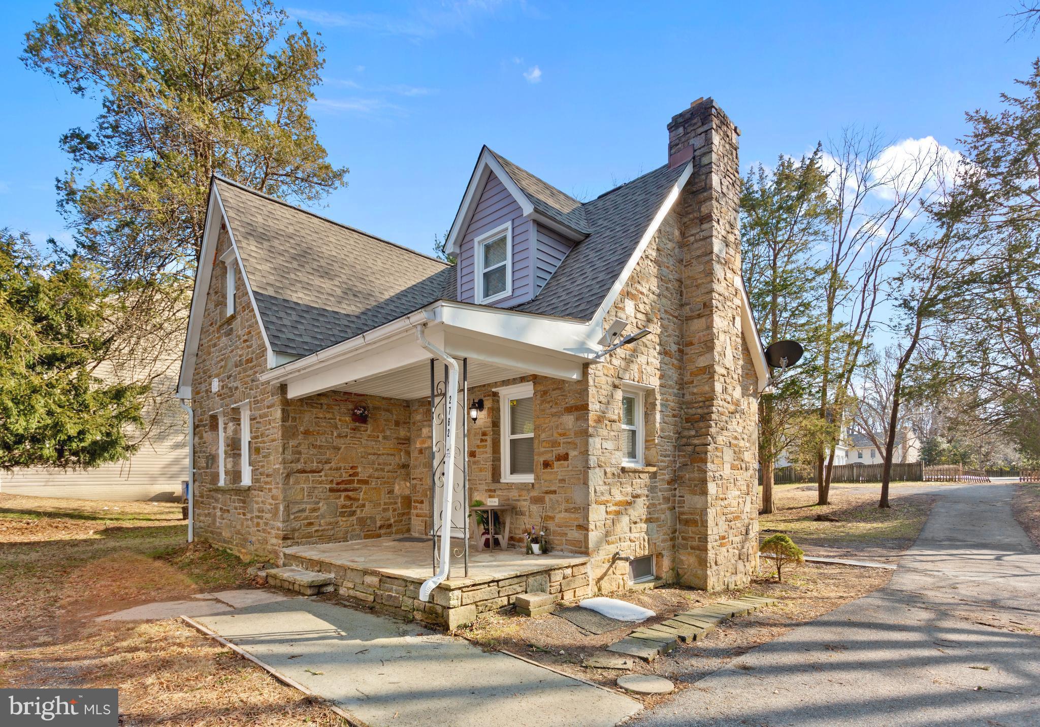 2762 OLD SAINT JOHNS LANE